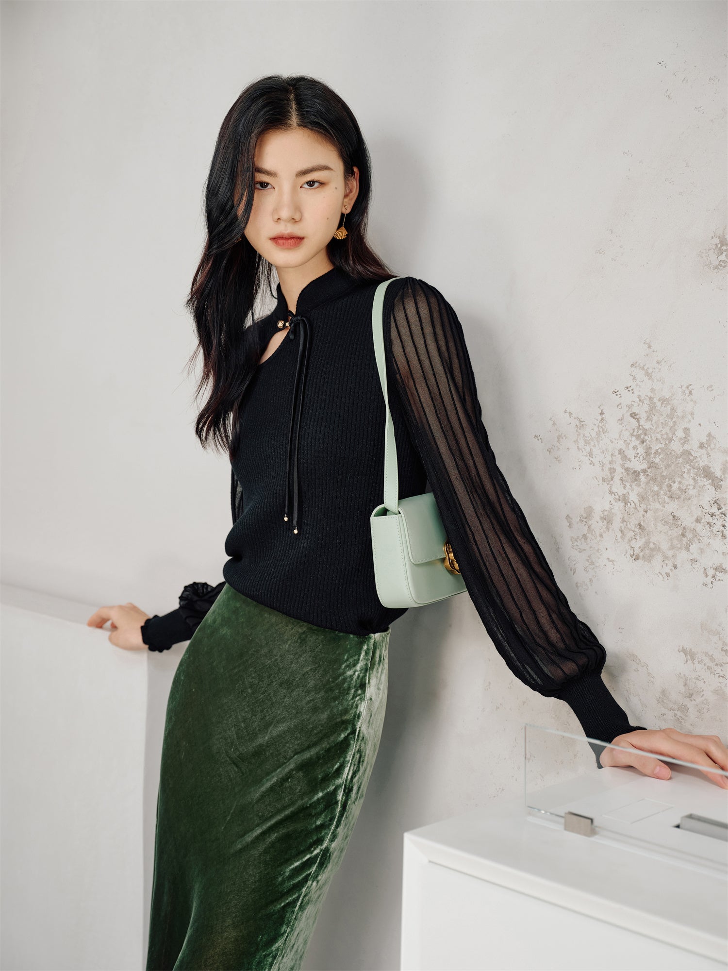 Chinese Style Pullover Sweater | Black