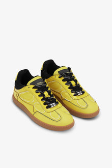 08 Sneakers | Blazing Yellow