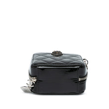 Chanel | Pre-Owned CC Quilted Patent Diamond Resin Clutch With Chain | Black