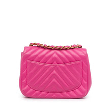 Chanel | Pre-Owned Mini Square Classic Chevron Lambskin Single Flap - II | Pink
