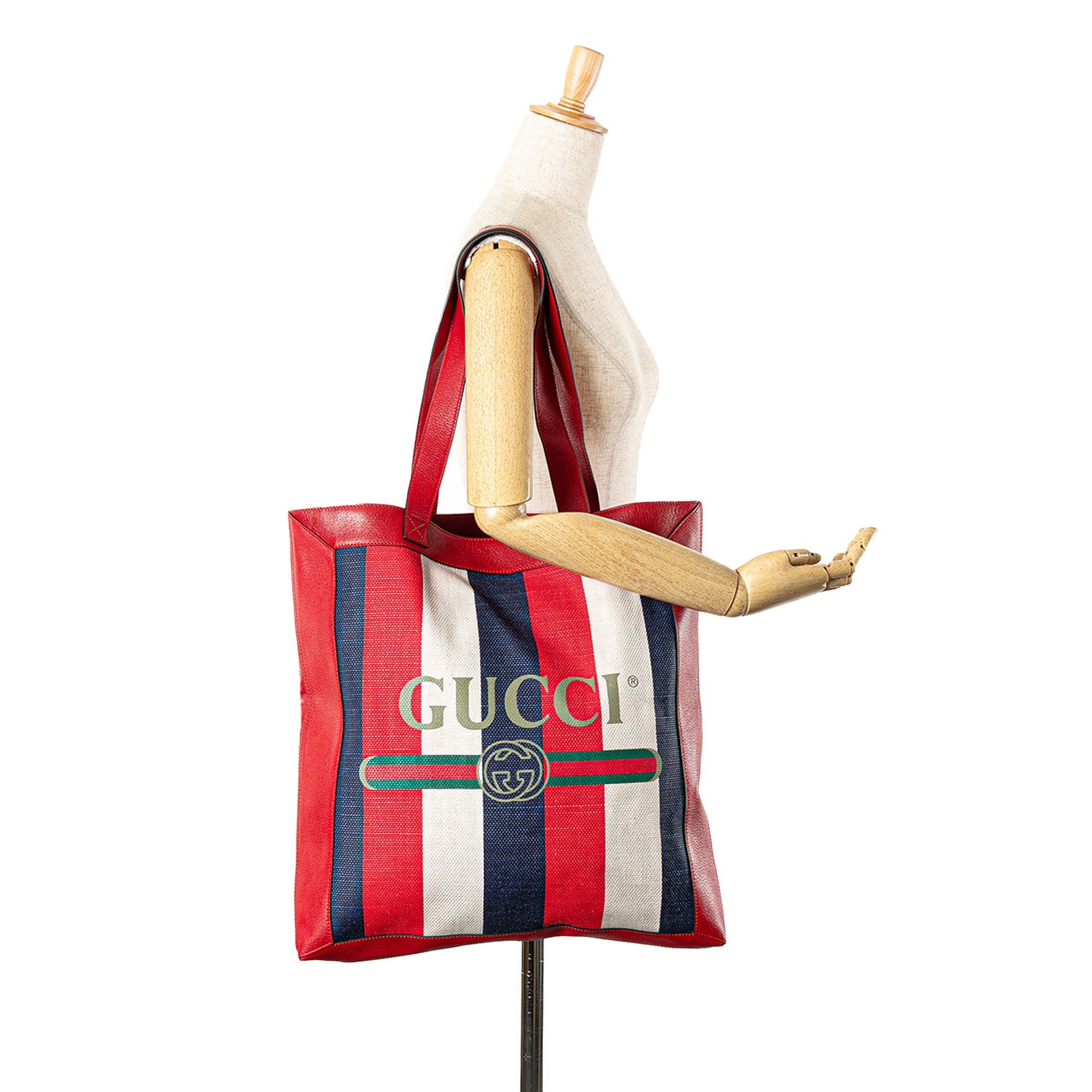 Gucci | Pre-Owned Canvas Sylvie Baiadera Tote | Red