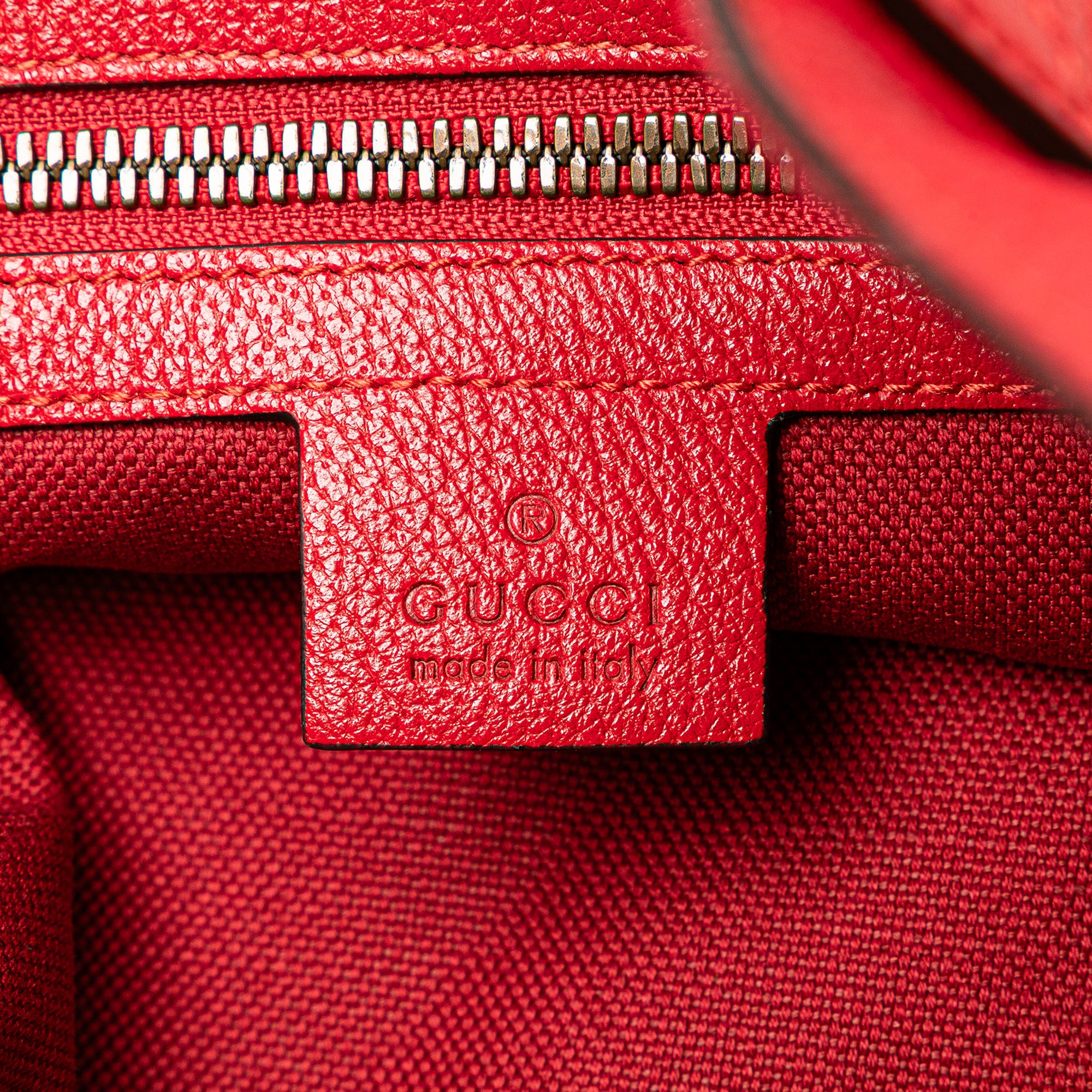 Gucci | Pre-Owned Canvas Sylvie Baiadera Tote | Red