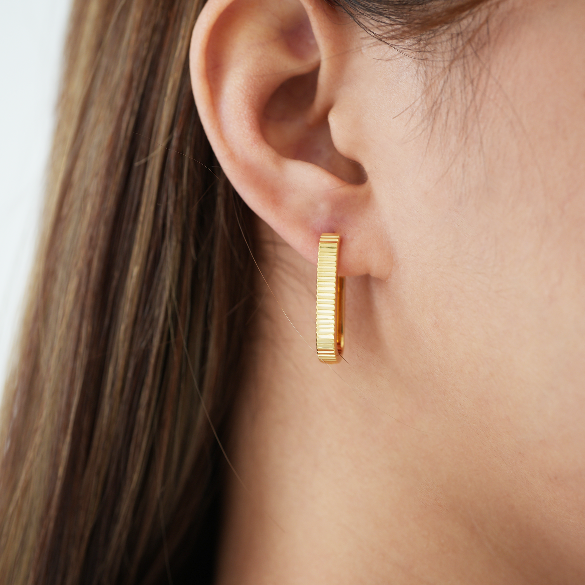 The Diamond Cut U Hoop | 18K Yellow Gold-Plated