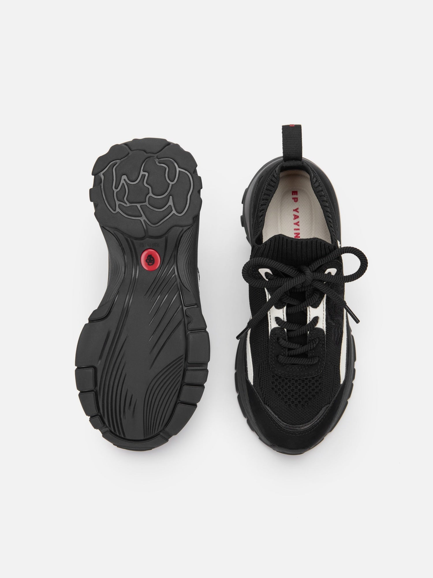 Sneaker | Black