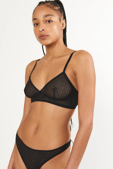 Betty Triangle Soft Bra | Black