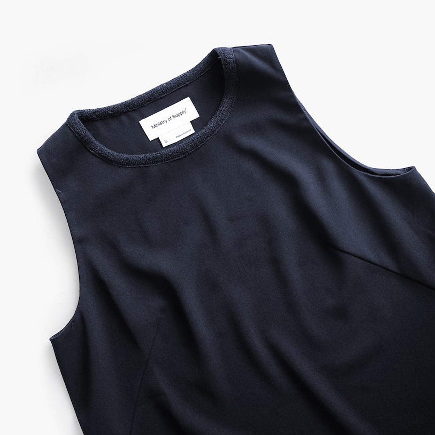 Women's Swift Sheath Tank - Navy