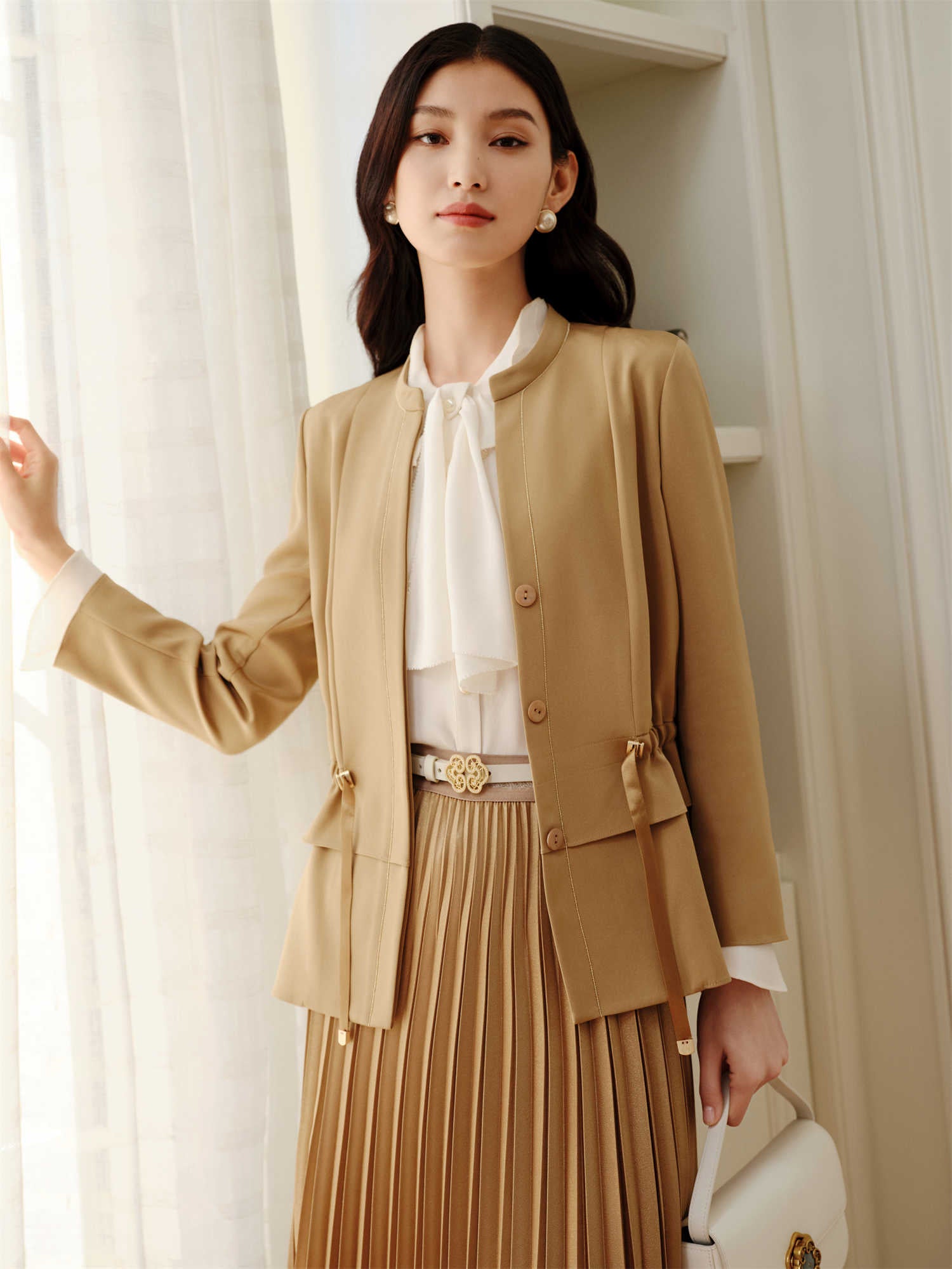 Mulberry Silk Sophisticated Jacket | Khaki