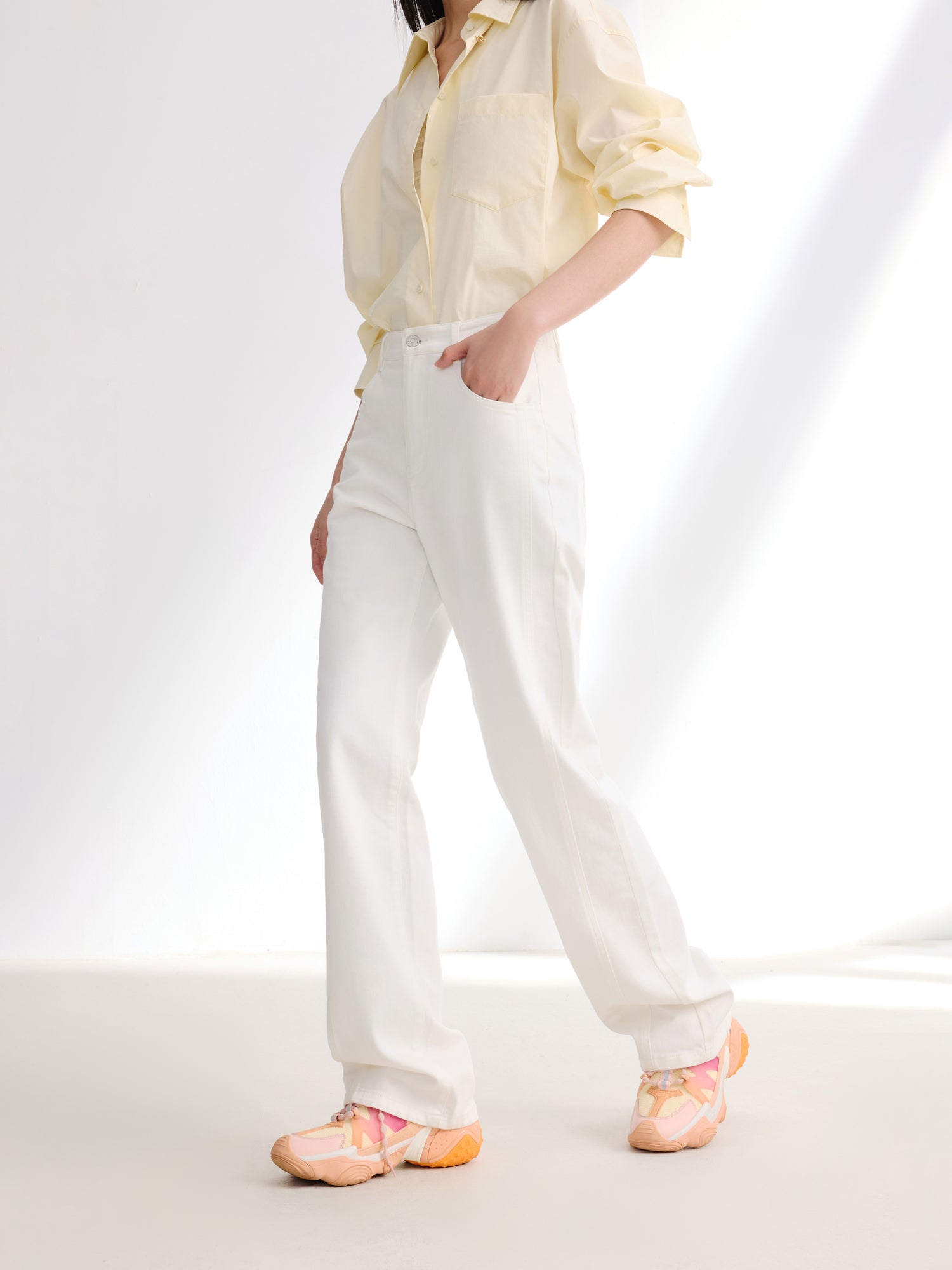 Micro Flare Slimming Jeans | White