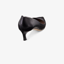 still image of the lillian pump in black