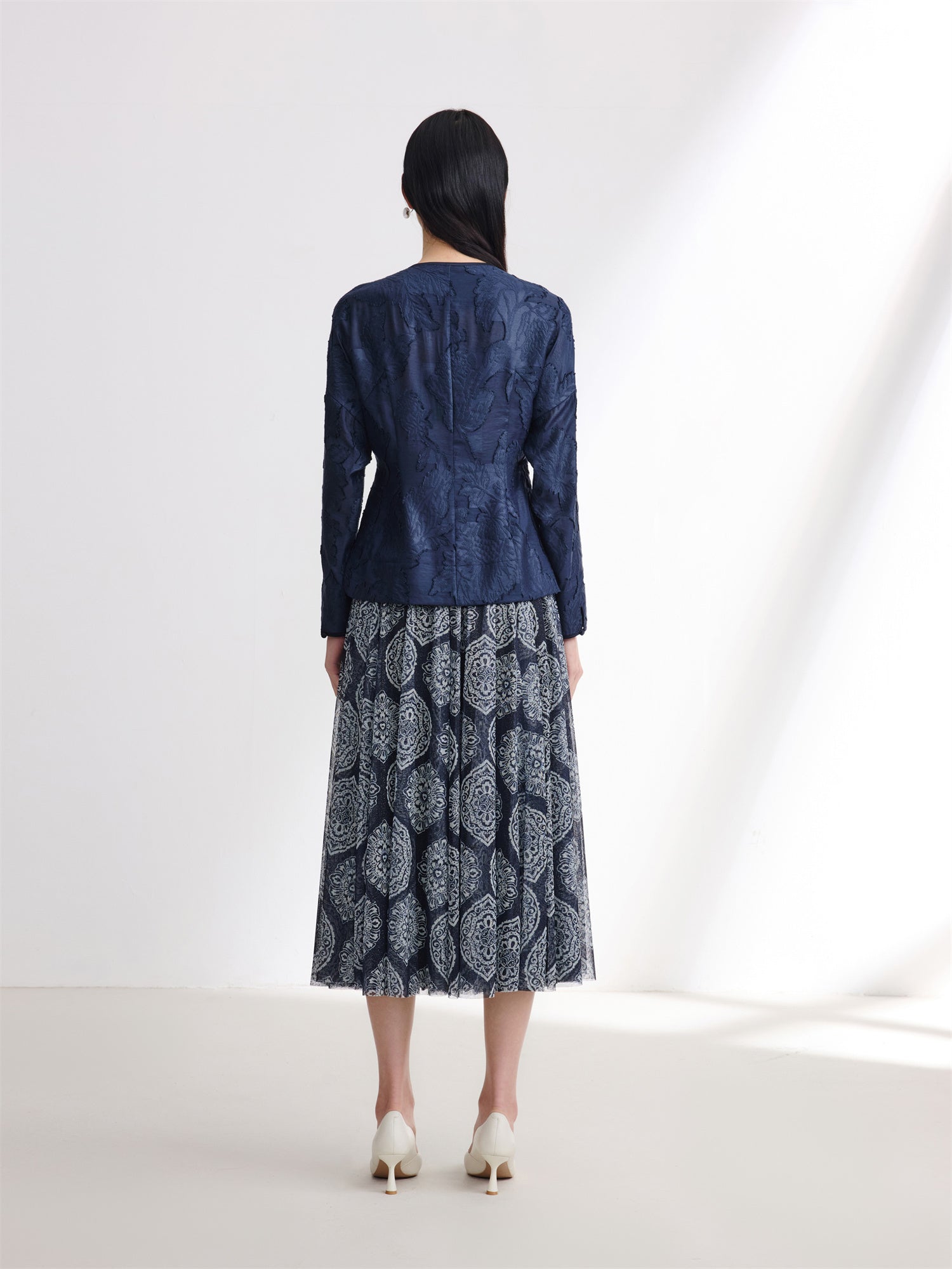 Silk Feather Light Jacket | Black