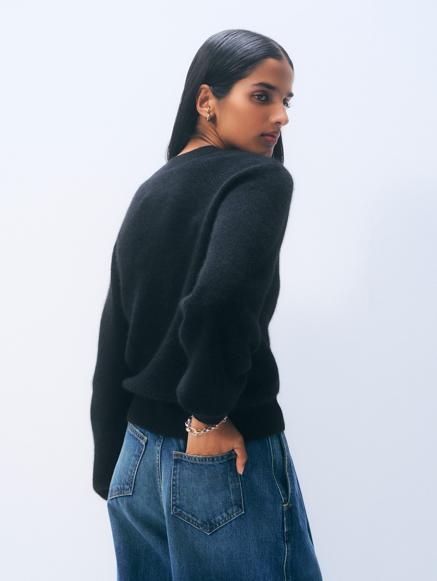 Cashmere Blouson Sleeve Crewneck | Black