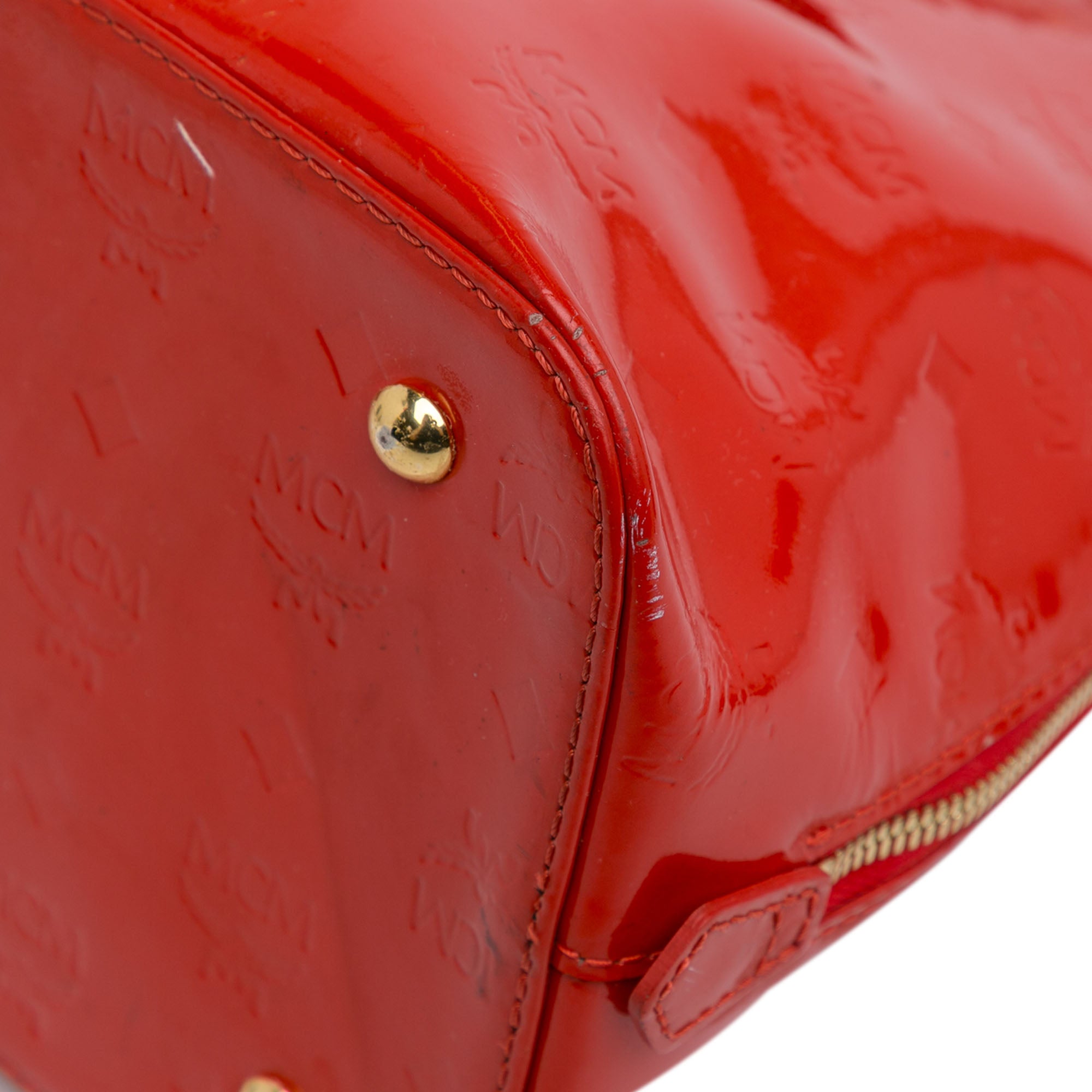 MCM | Pre-Owned Visetos Patent Handbag | Red