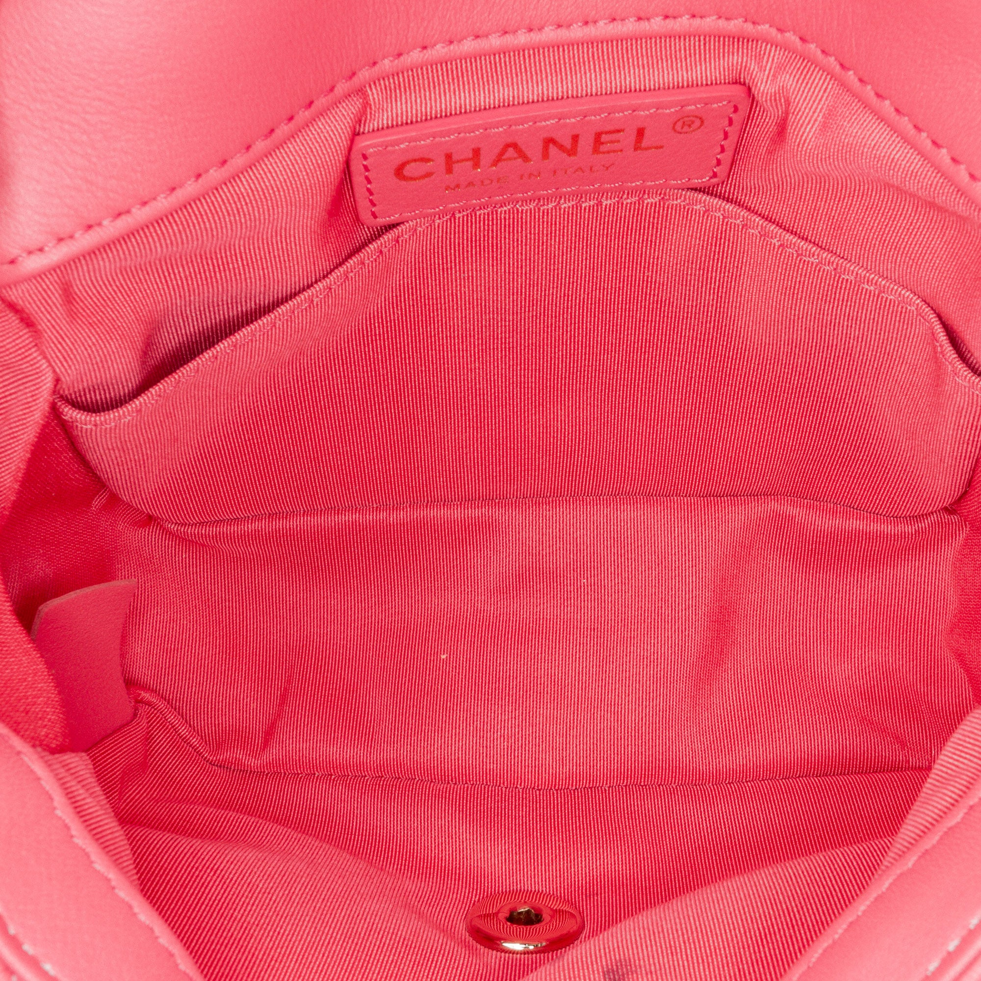 Chanel | Pre-Owned Mini Quilted Calfskin Bubbly Flap | Pink