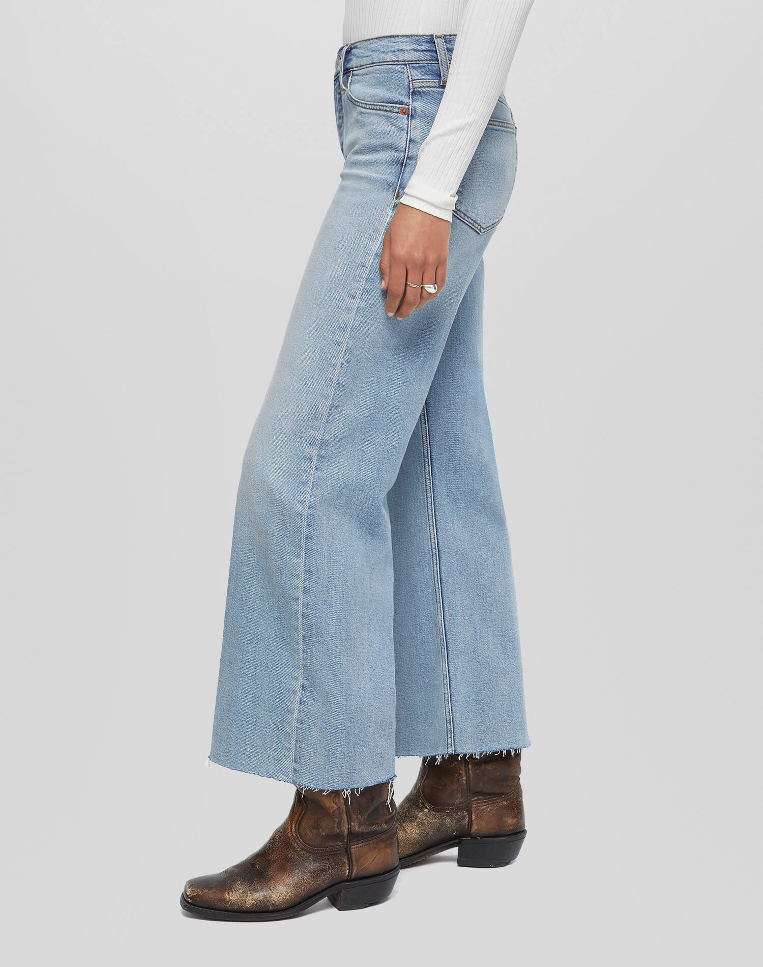 Womens | Comfort Stretch Mid Rise Wide Leg Crop | Undertow