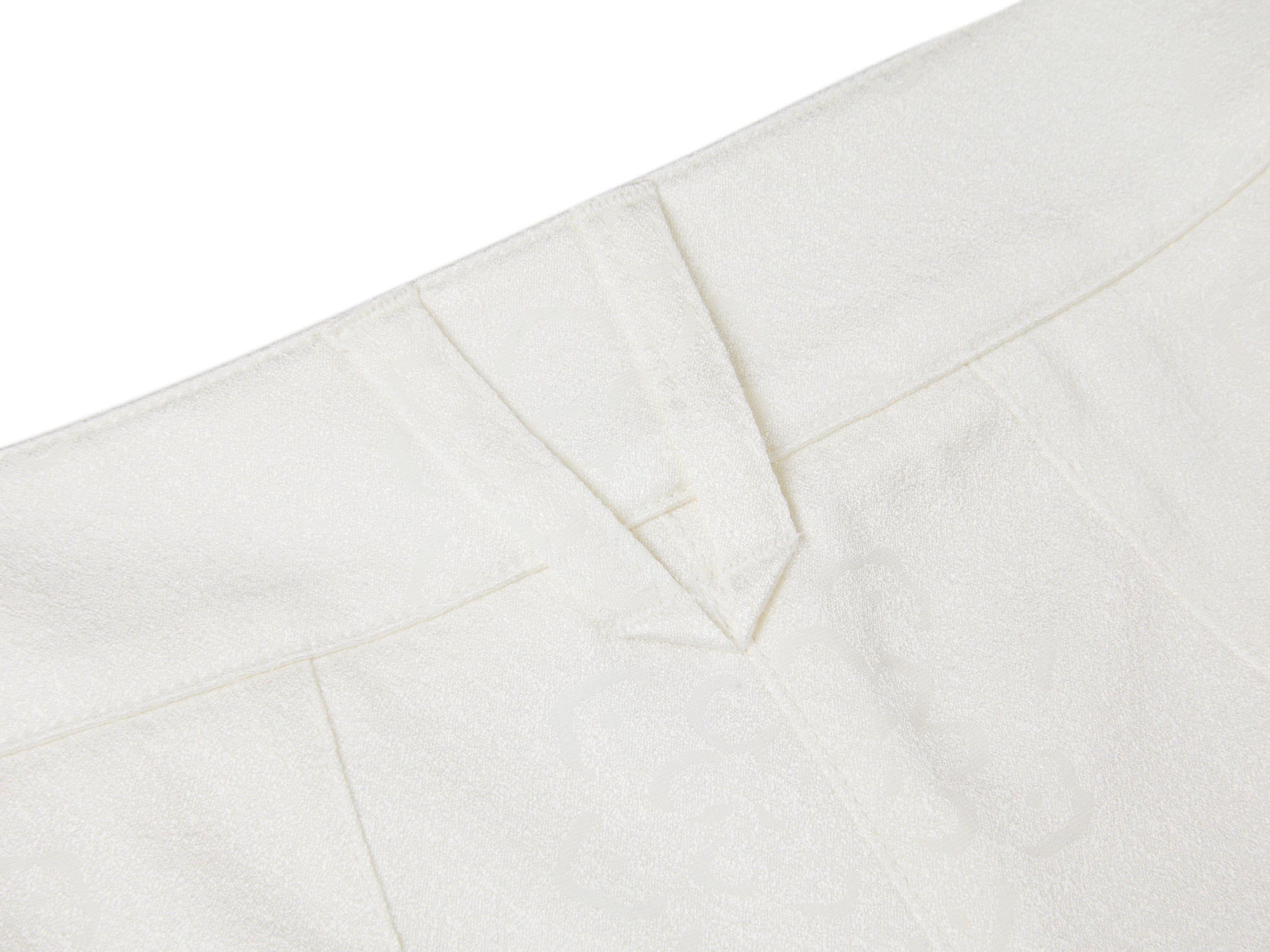 Casual Shorts | White