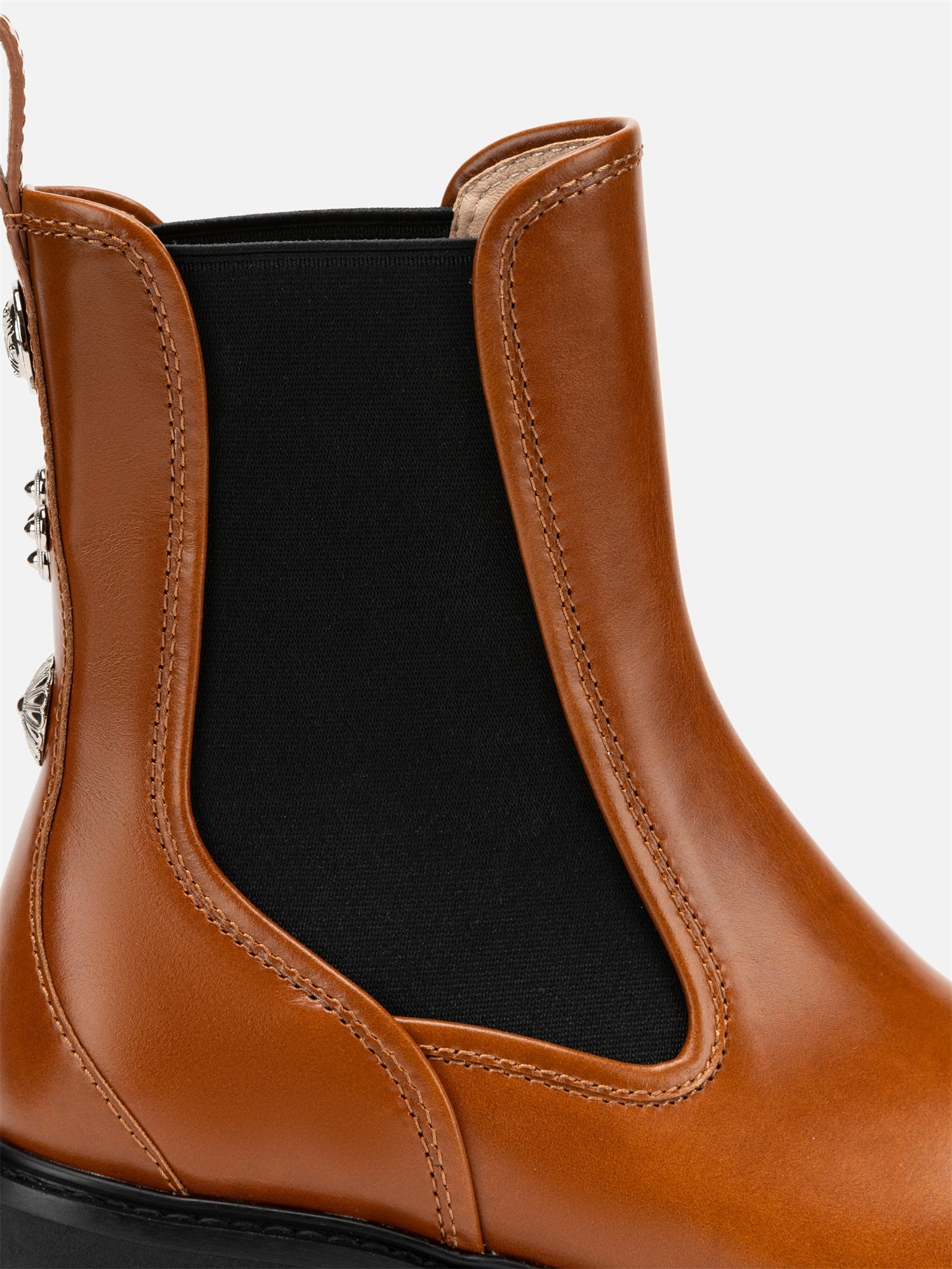 Elastic Side Chelsea Boots | Brown