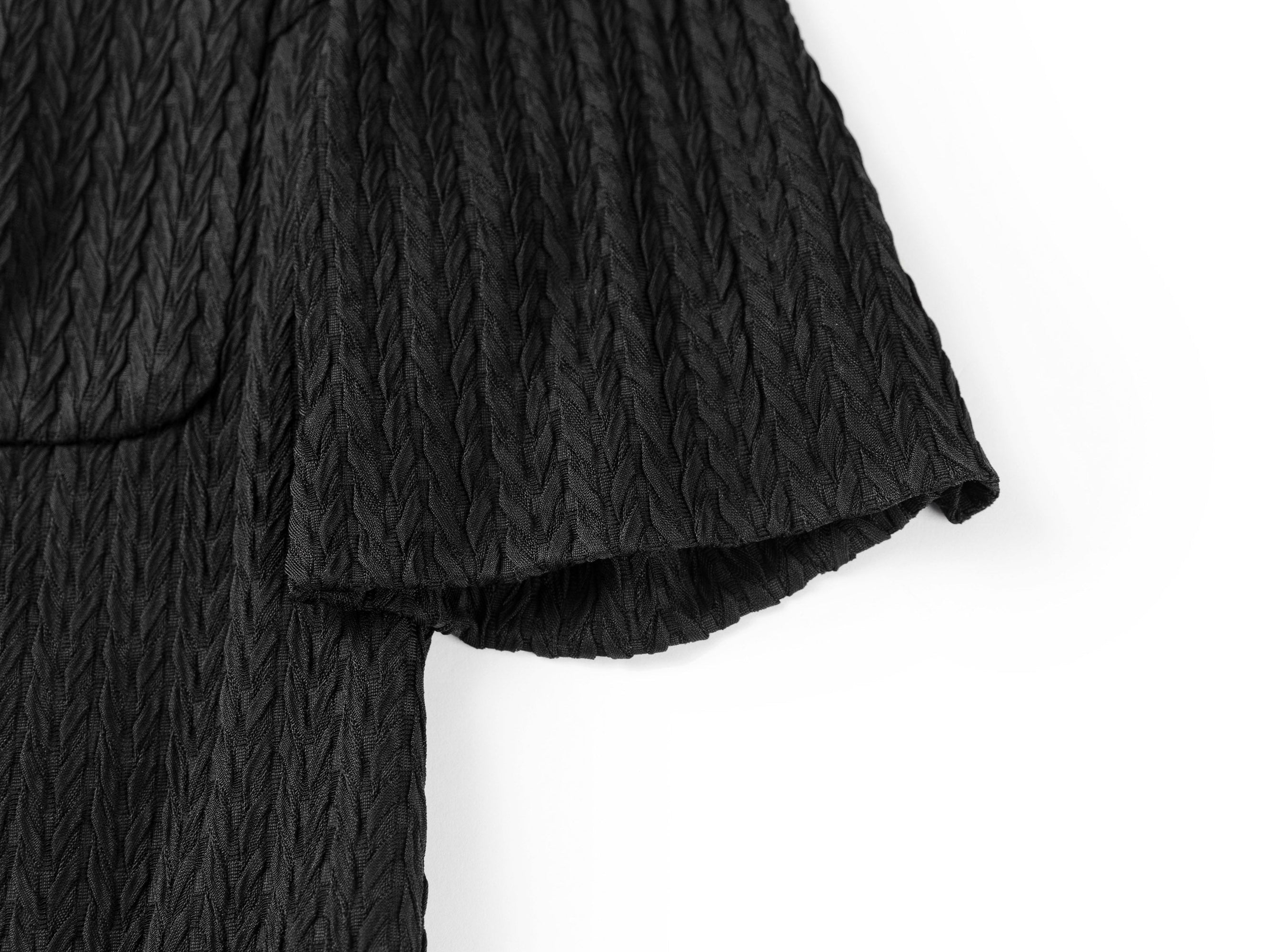 Acetate Lightweight Short-Sleeve Coat | Black