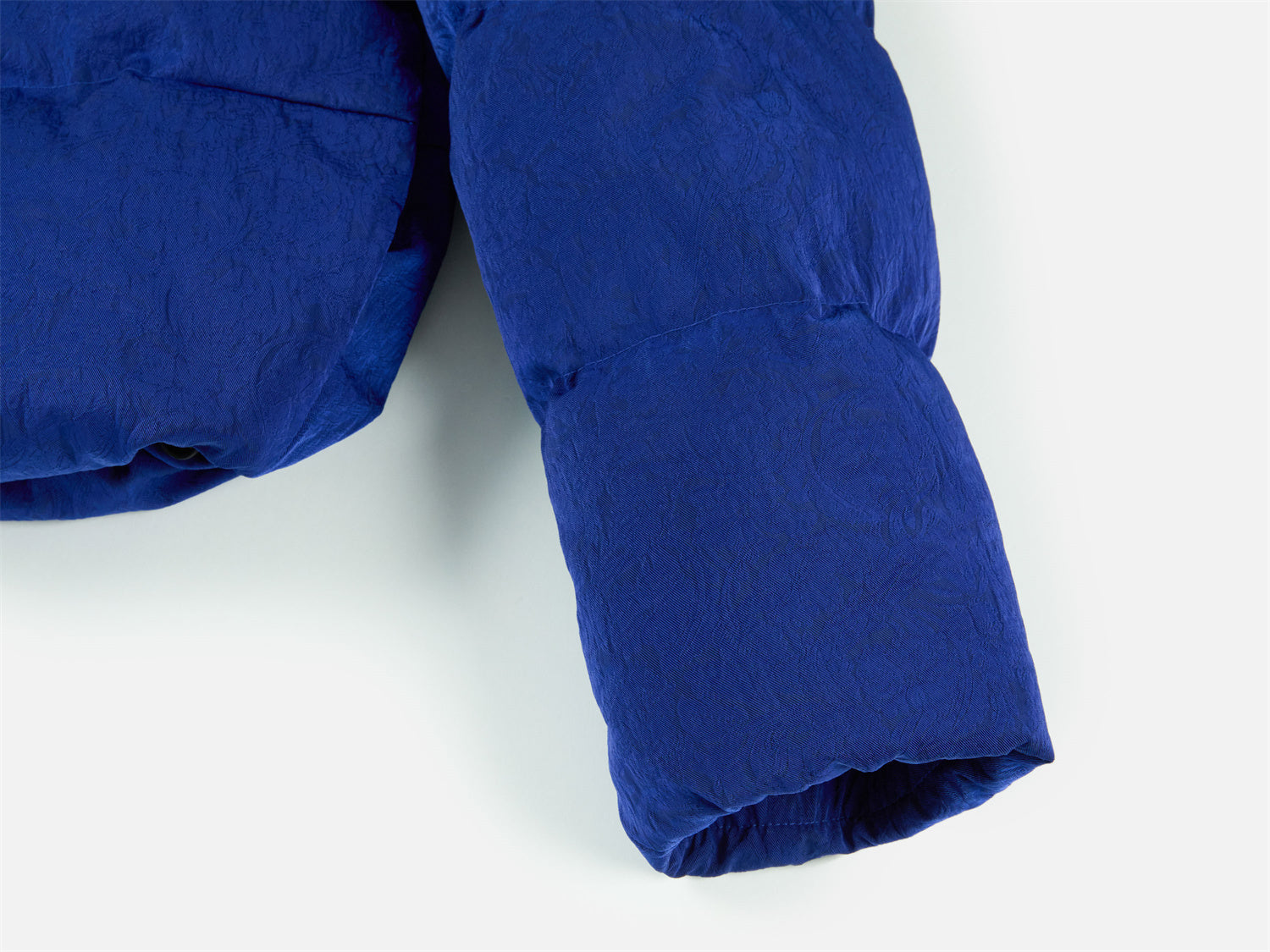 Velvet-Texture Pleated Down Jacket | Blue