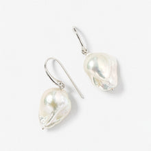 Daze Earrings | Sterling Silver | Freshwater Pearl
