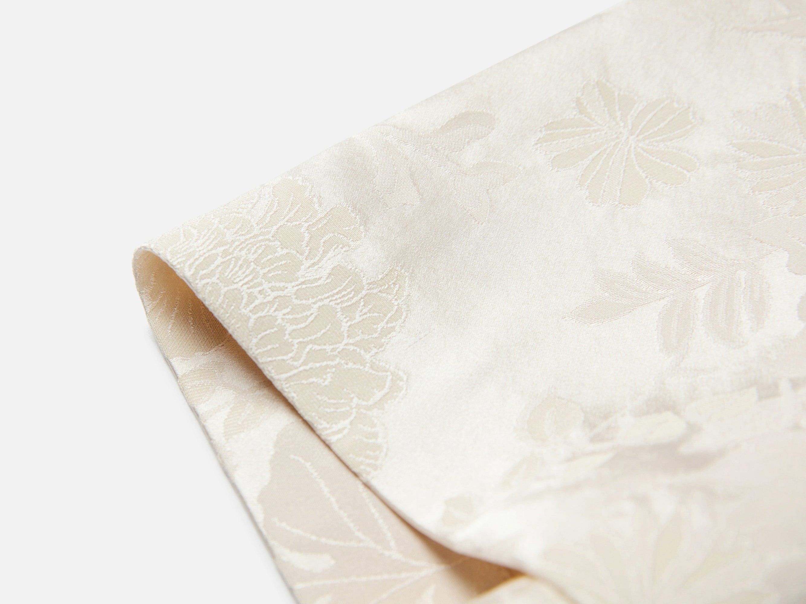 Jacquard Pattern Silk-Blend Top | Beige