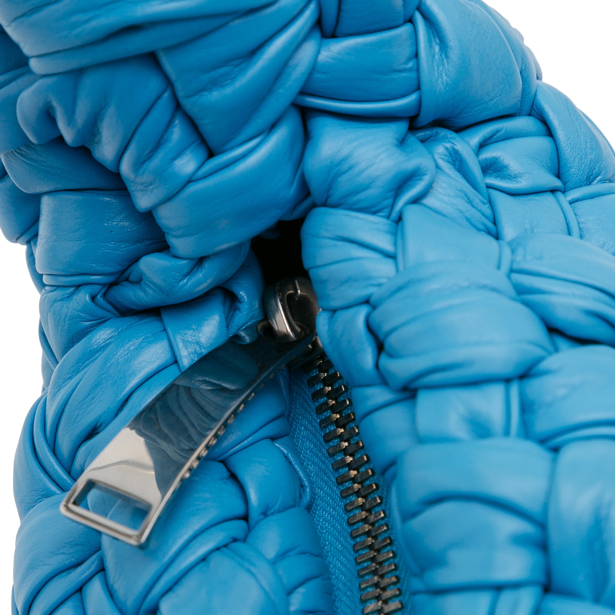 Bottega Veneta | Pre-Owned Paper Calfskin Intrecciato Banana Hobo Bag | Blue