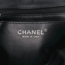 Chanel | Pre-Owned Mini Square Classic Patent Single Flap - VII | Black