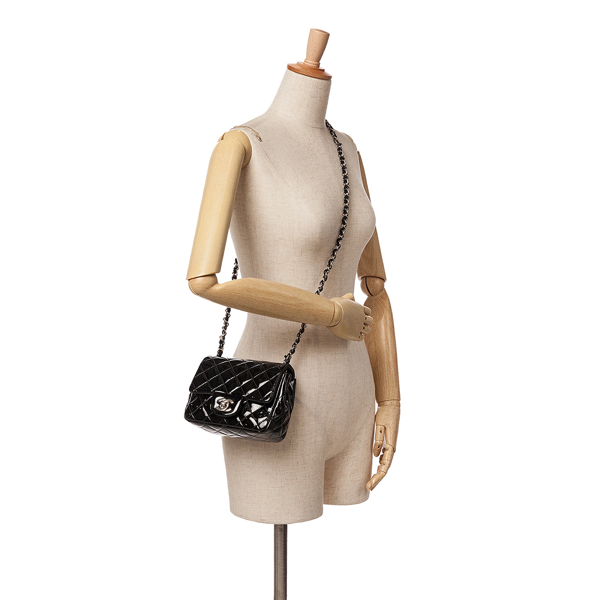 Chanel | Pre-Owned Mini Square Classic Patent Single Flap - VII | Black