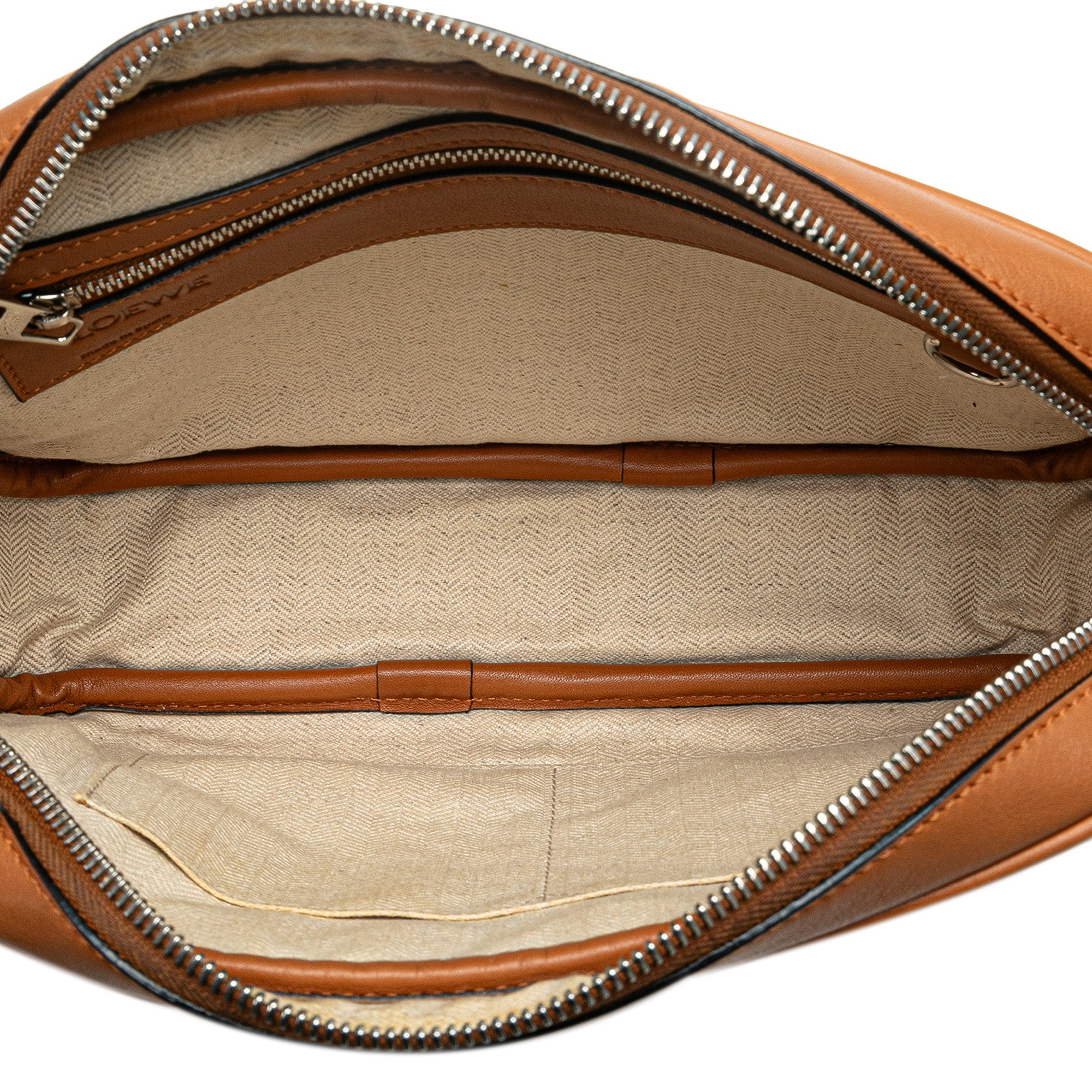 Loewe | Pre-Owned Leather Puzzle Clutch | Brown