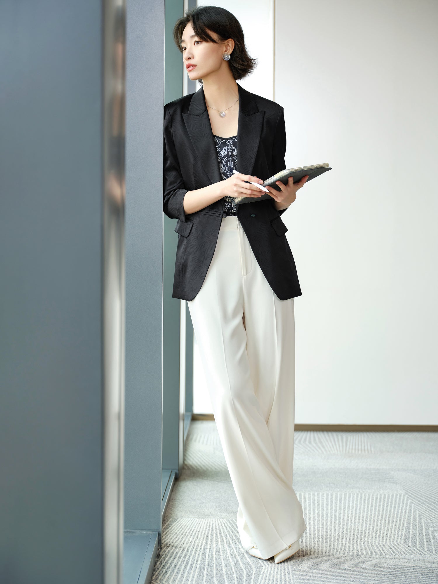 Silk Blazer | Black