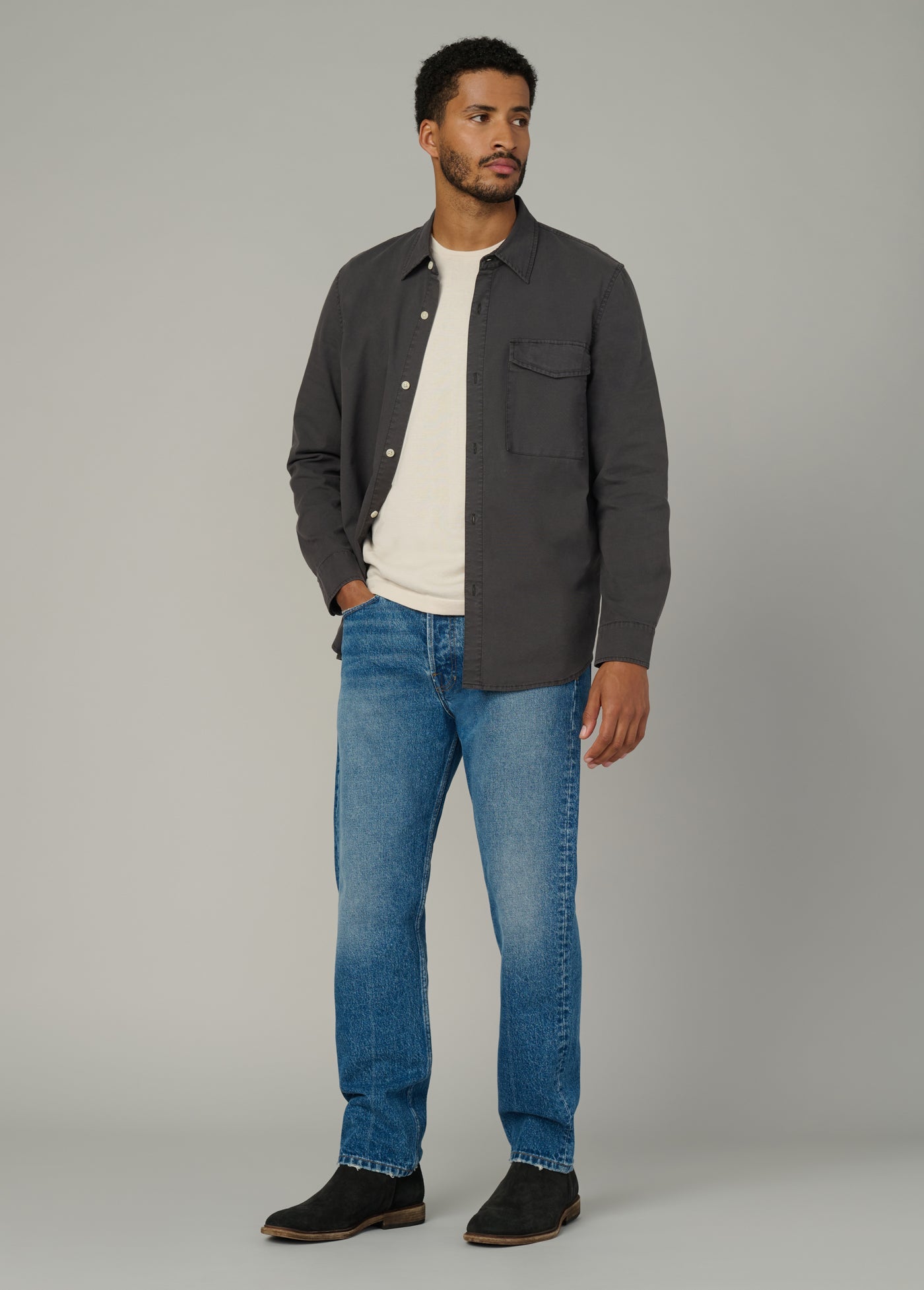 The Joe 30" Inseam Jeans in Chavez, classic fit with durable denim – comfortable and stylish men's jeans
