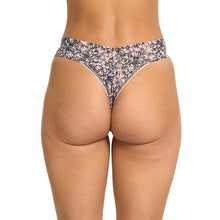 Signature Lace Original Rise Thong | Outline (Neutral)