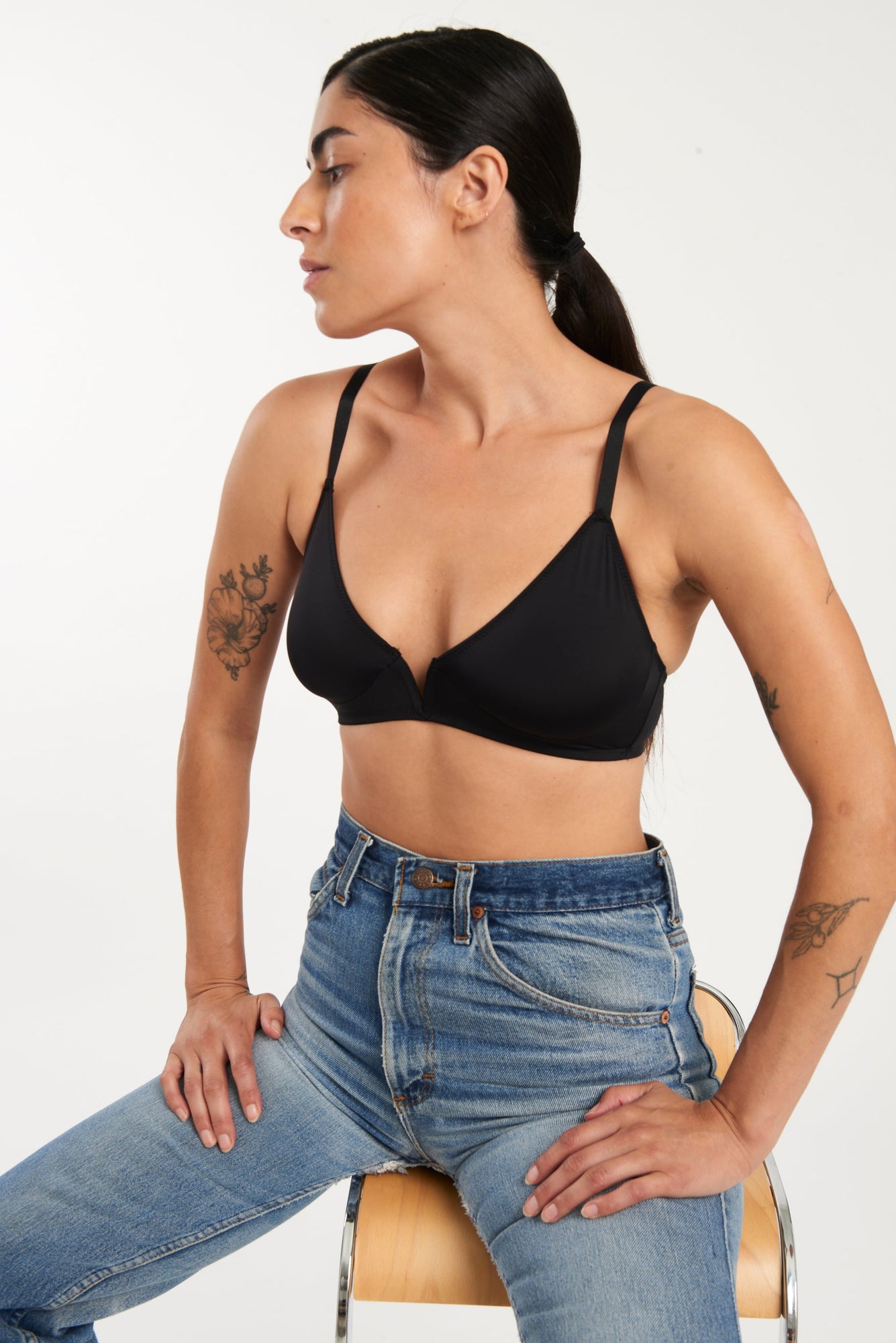 Nano Minimal V Wire Soft Cup Bra | Black