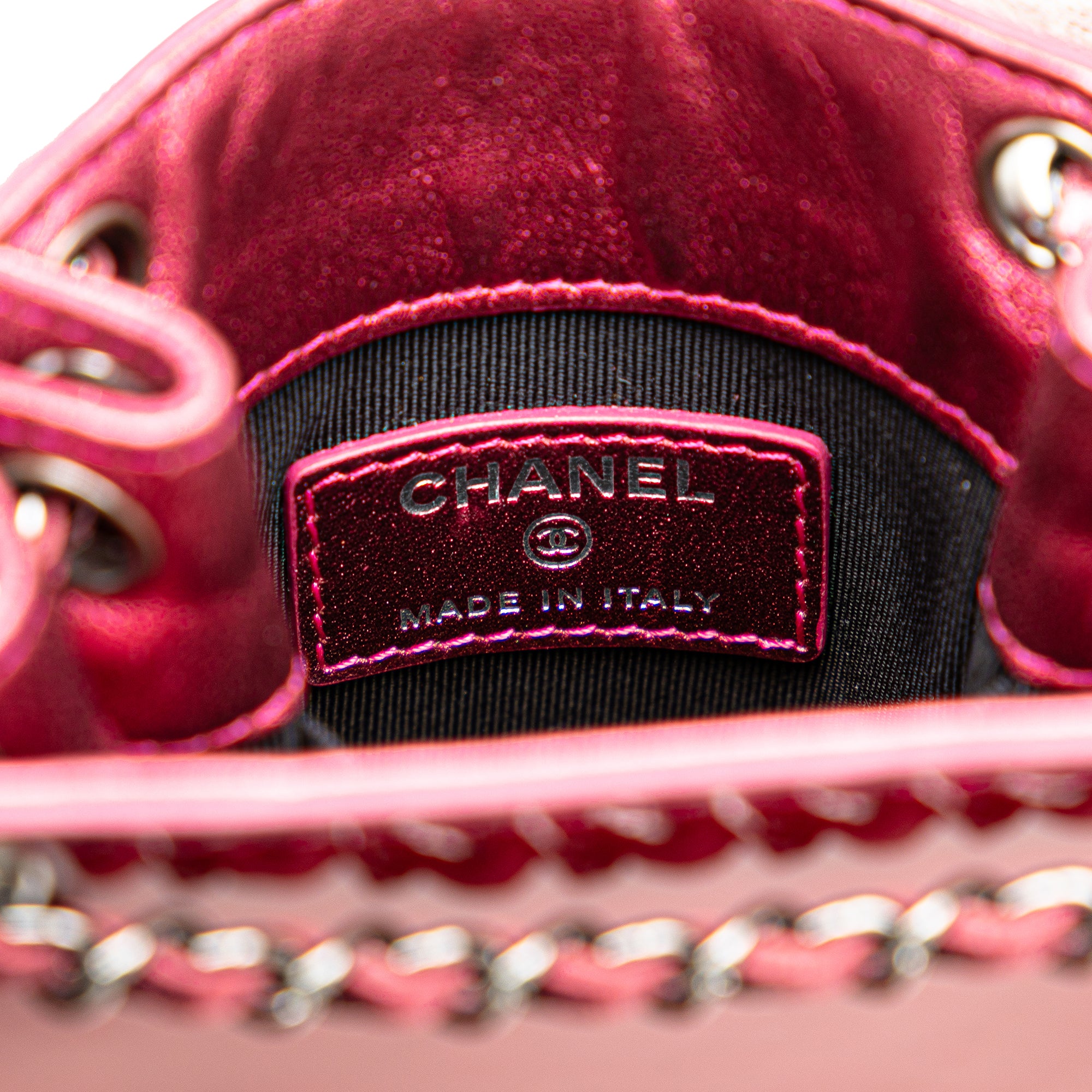 Chanel | Pre-Owned CC Patent Phone Holder Crossbody | Pink/Dark Pink