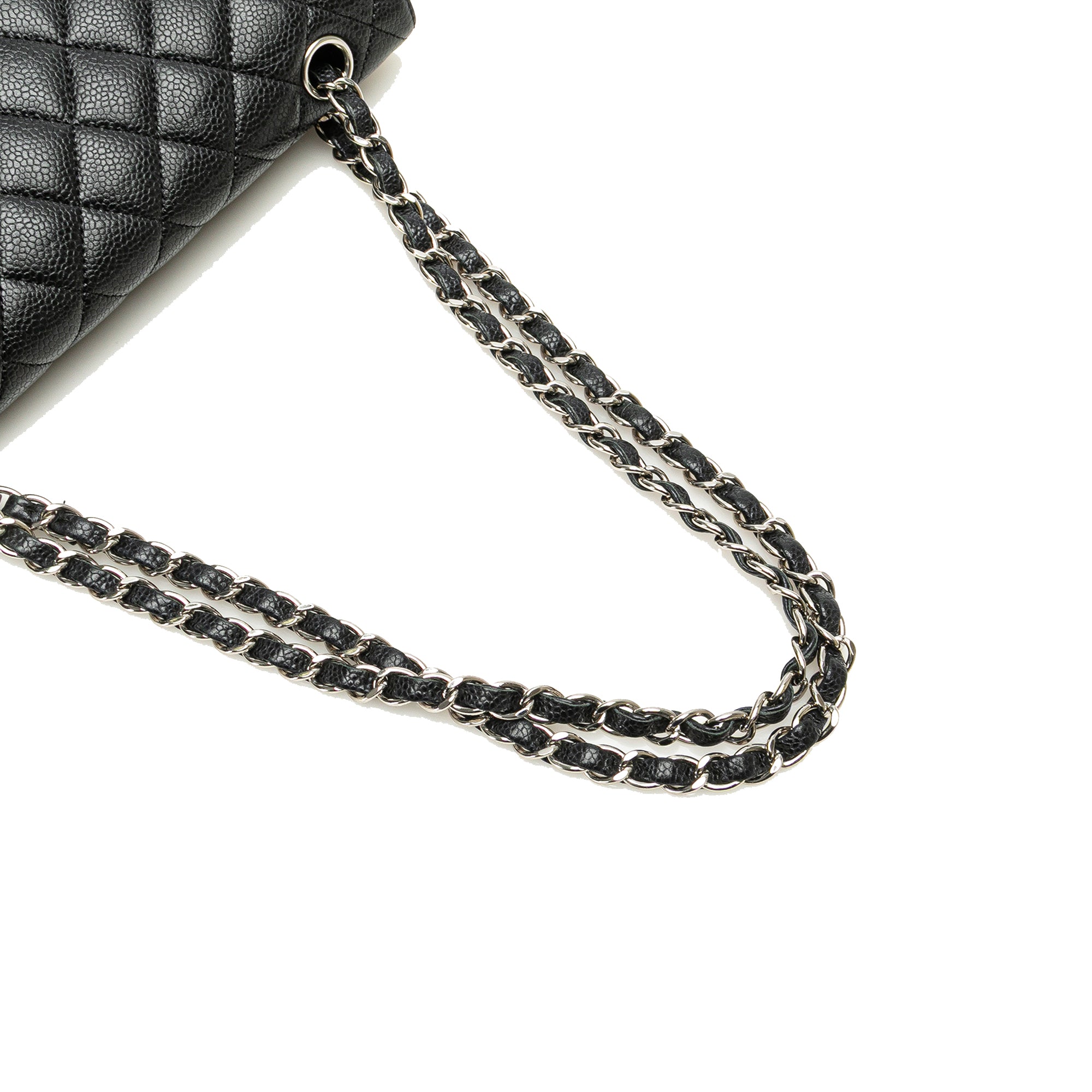 Chanel | Pre-Owned Medium Classic Caviar Double Flap | Black