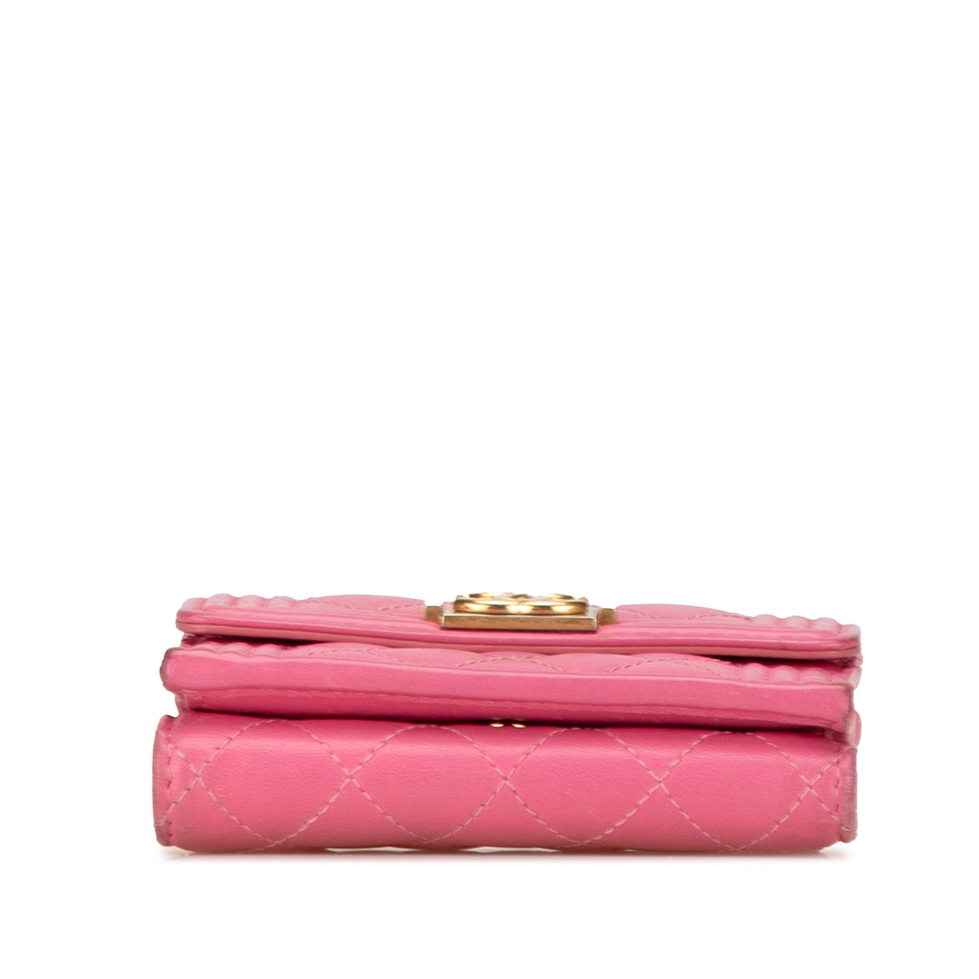 Chanel | Pre-Owned Lambskin Boy Flap Compact Wallet | Pink
