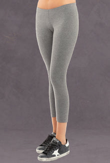 Women | Low Rise Crop Legging | Charcoal Heather Gray