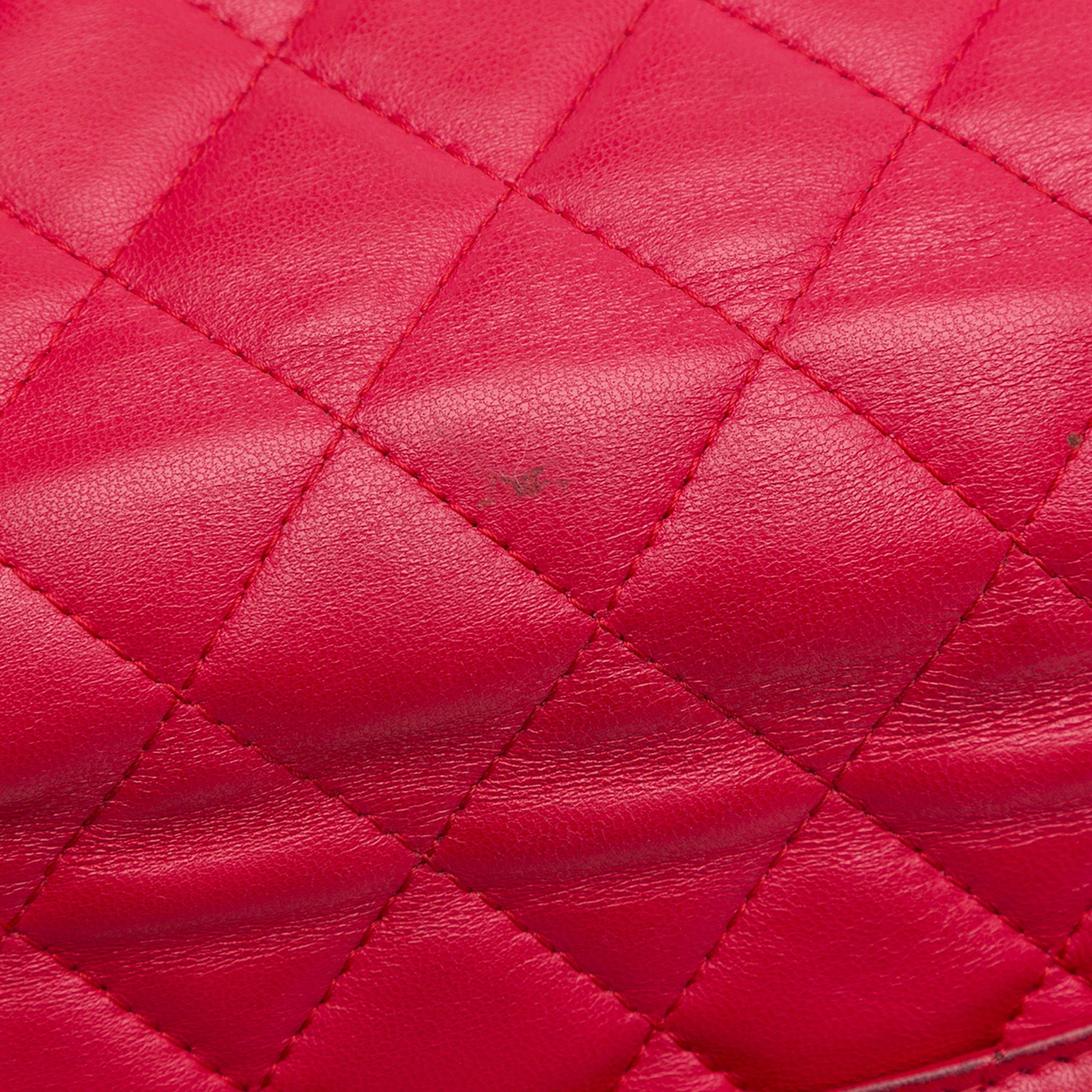 Chanel | Pre-Owned Classic Lambskin Wallet on Chain | Pink/Dark Pink