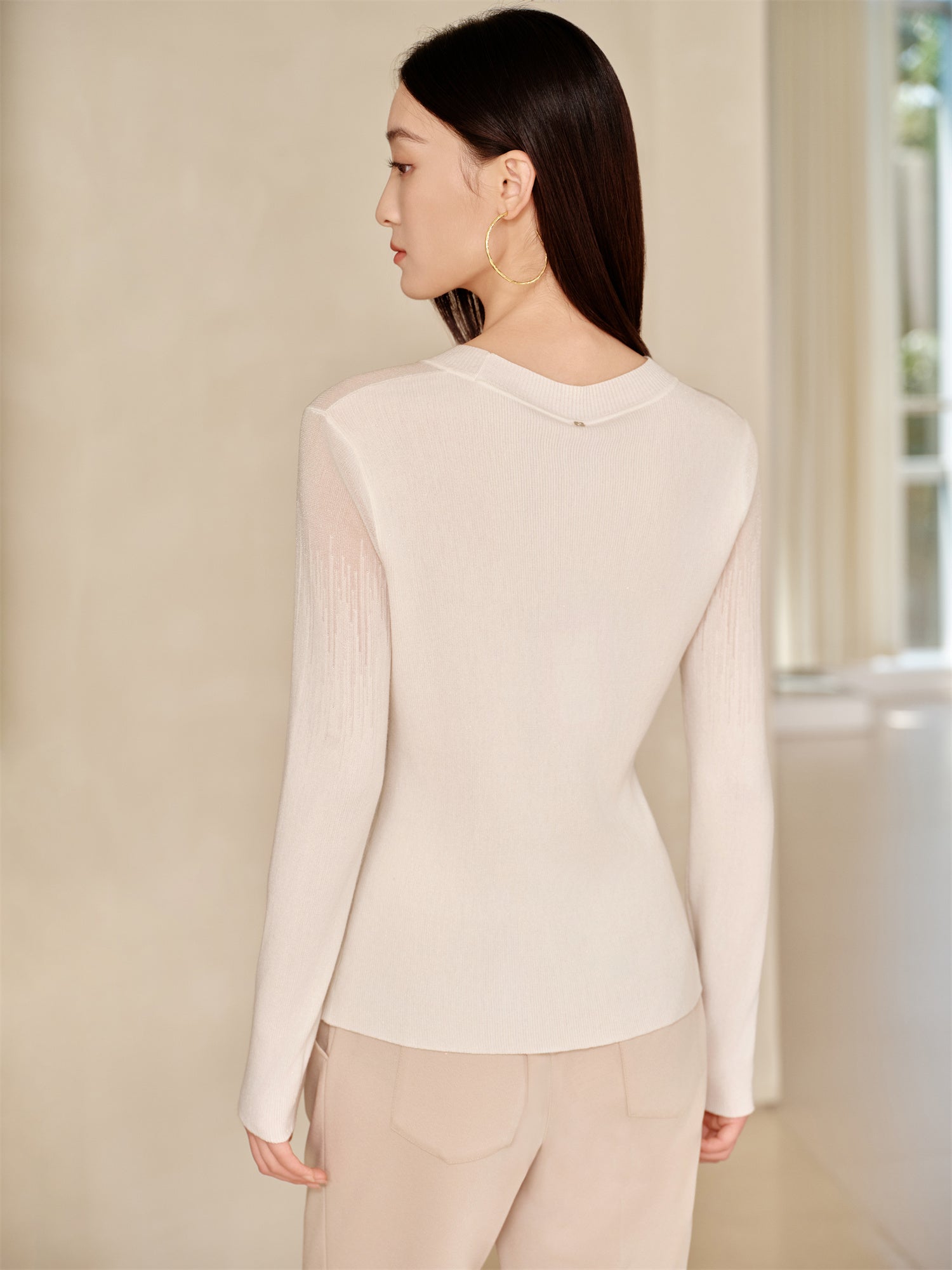 Classic Round-Neck Knitted Base Layer | White