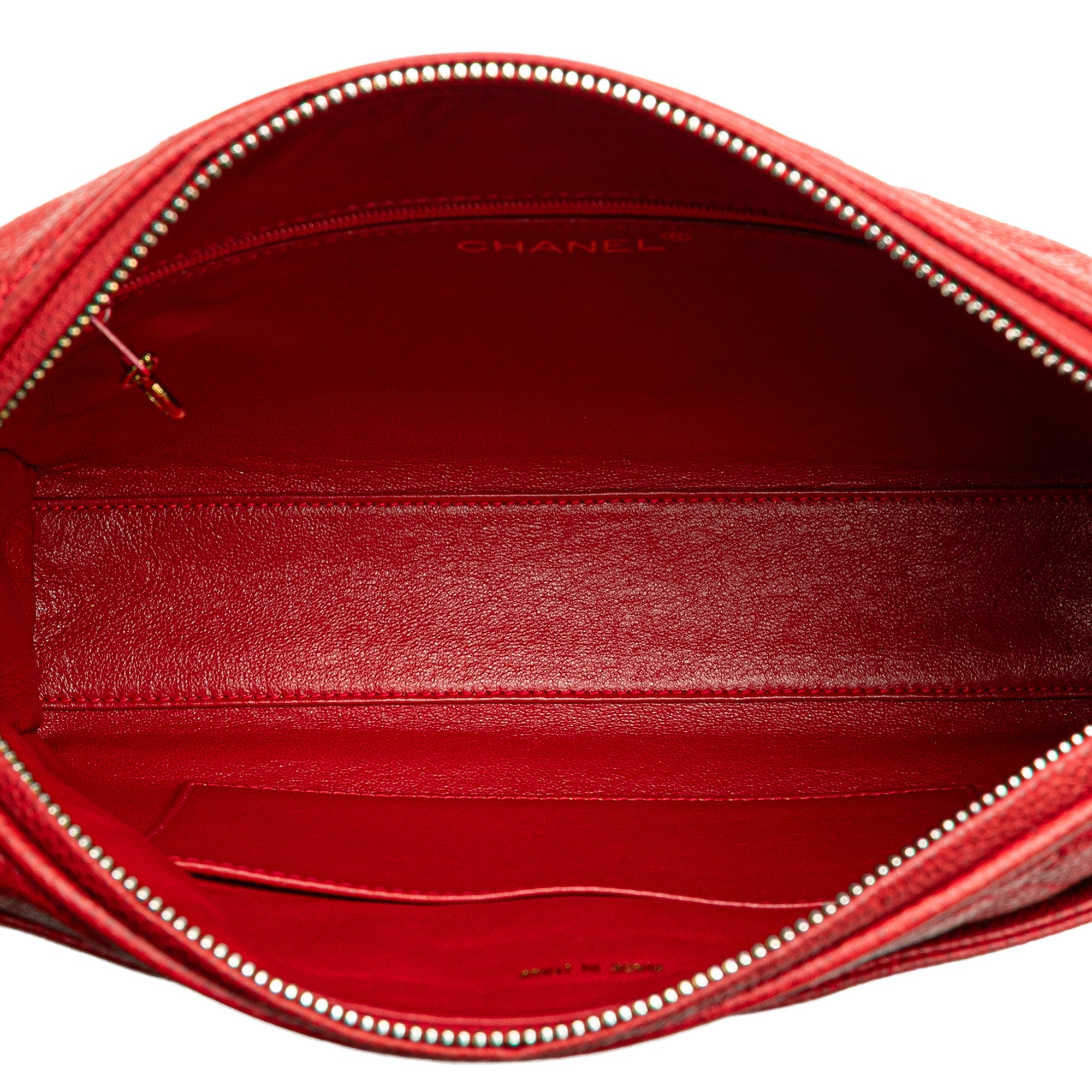 Chanel | Pre-Owned CC Quilted Caviar Chain Camera Bag | Red