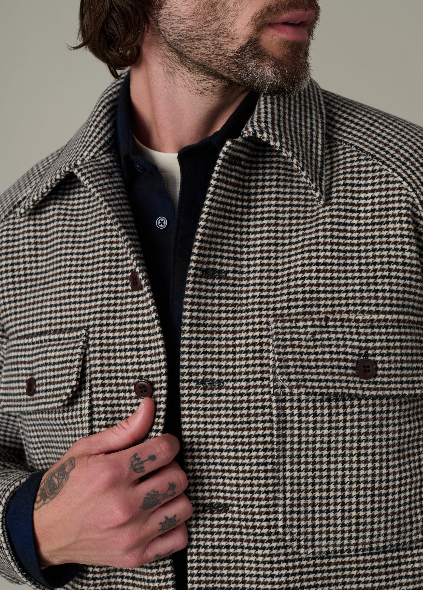 HOUNDSTOOTH