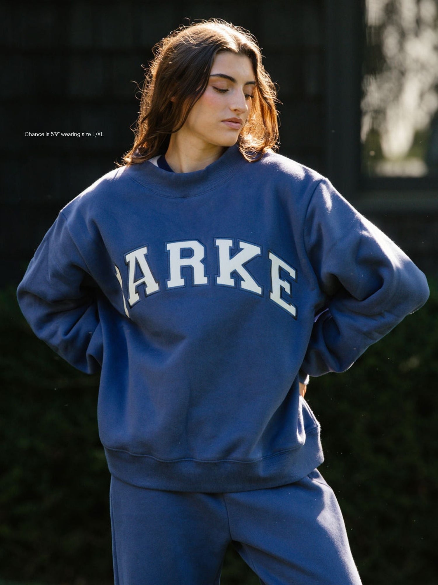crown blue + white