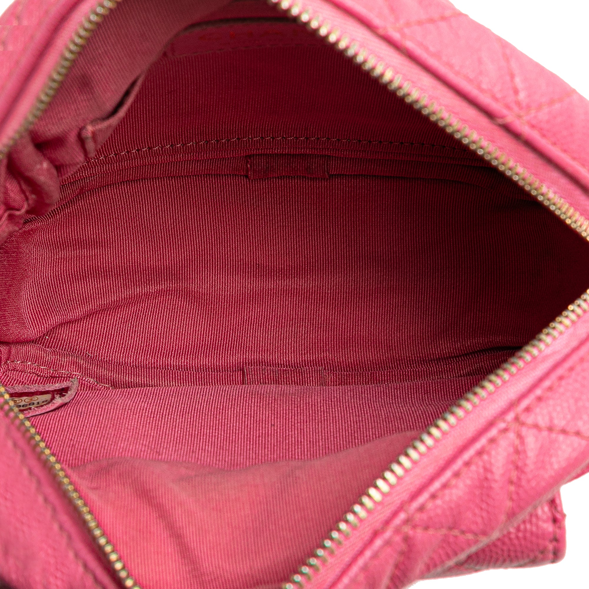 Chanel | Pre-Owned Quilted Caviar CC Day Camera Bag | Pink