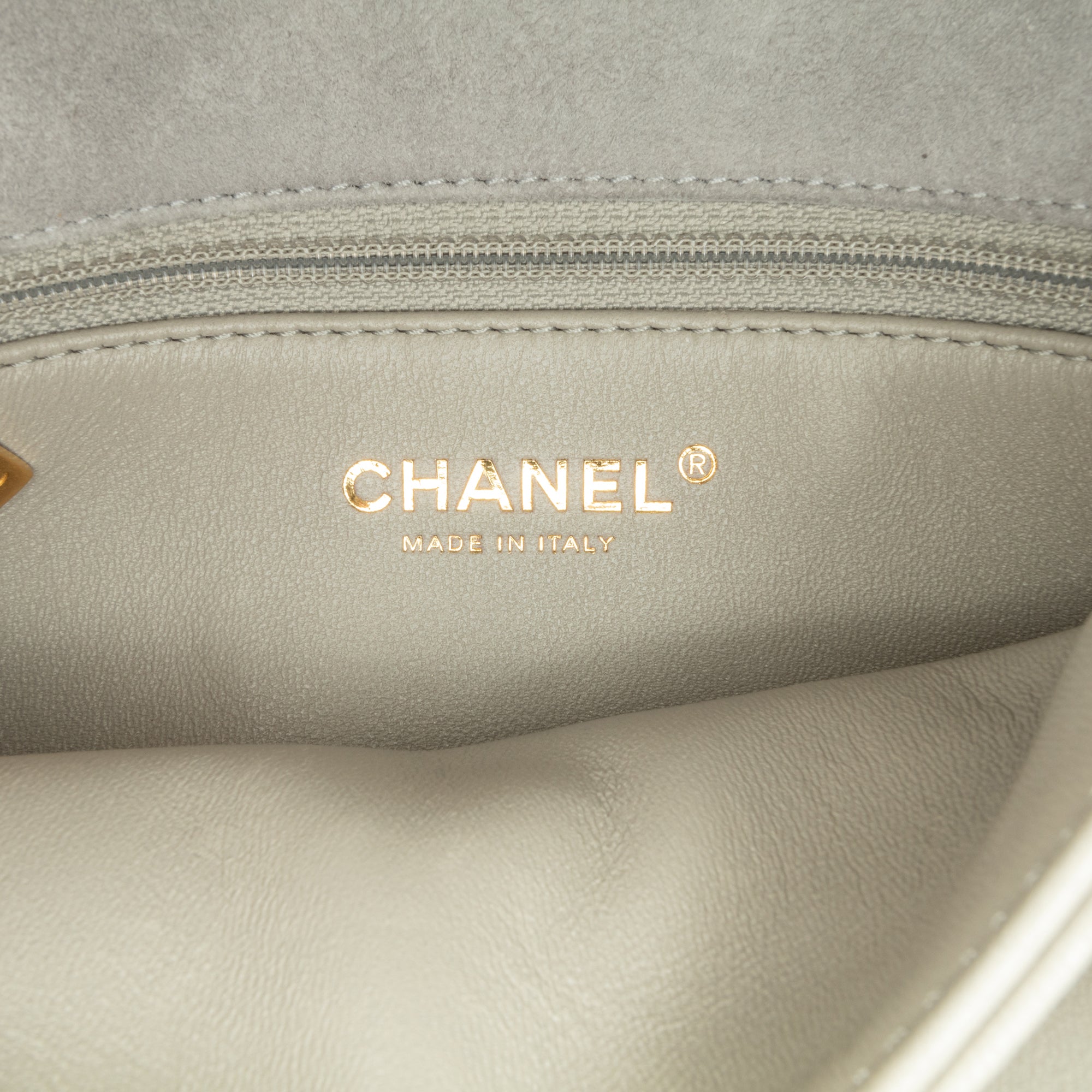 Chanel | Pre-Owned Quilted Shearling Chain Flap | Gray/Light Gray