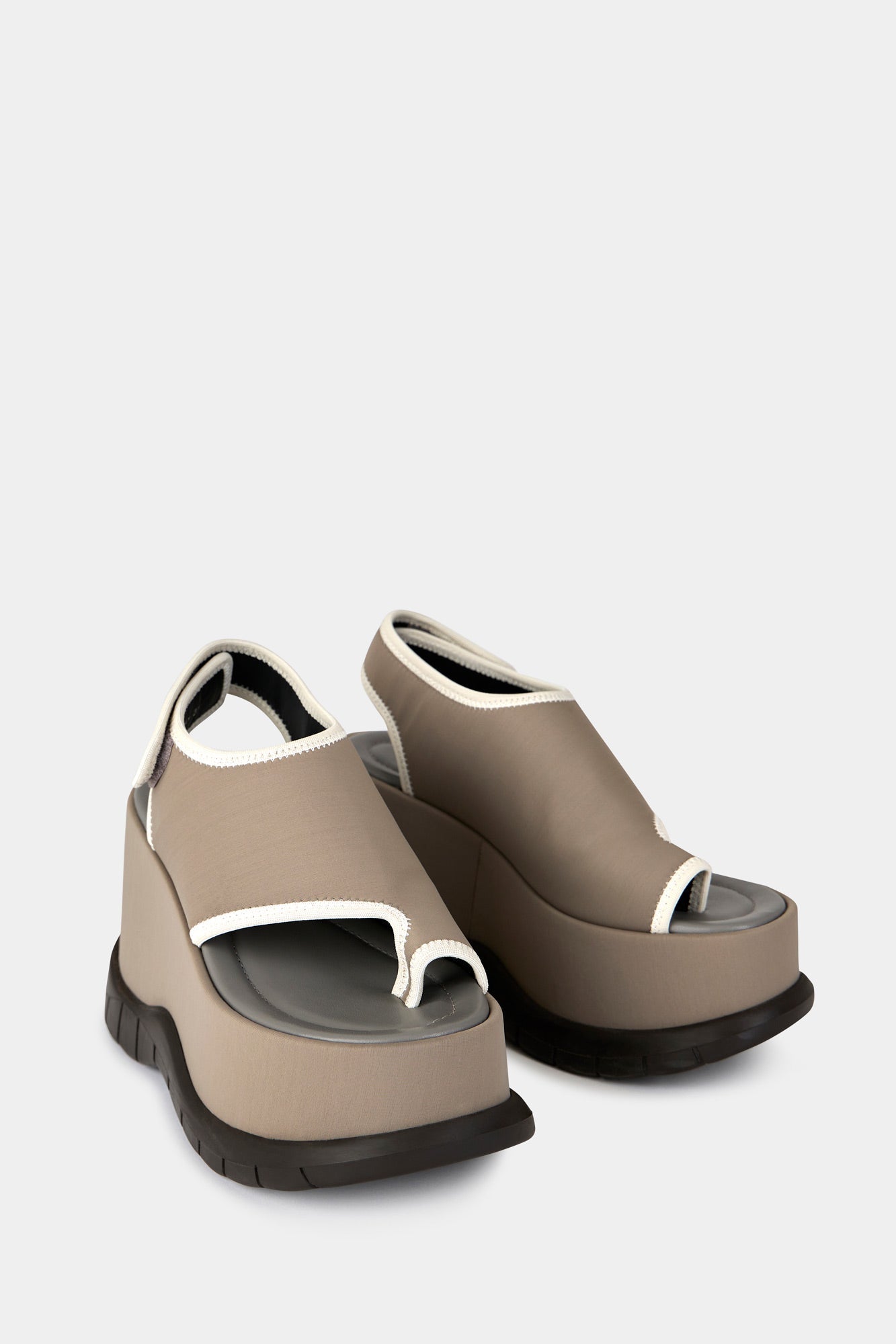 Platform Thongs | Women | Taupe