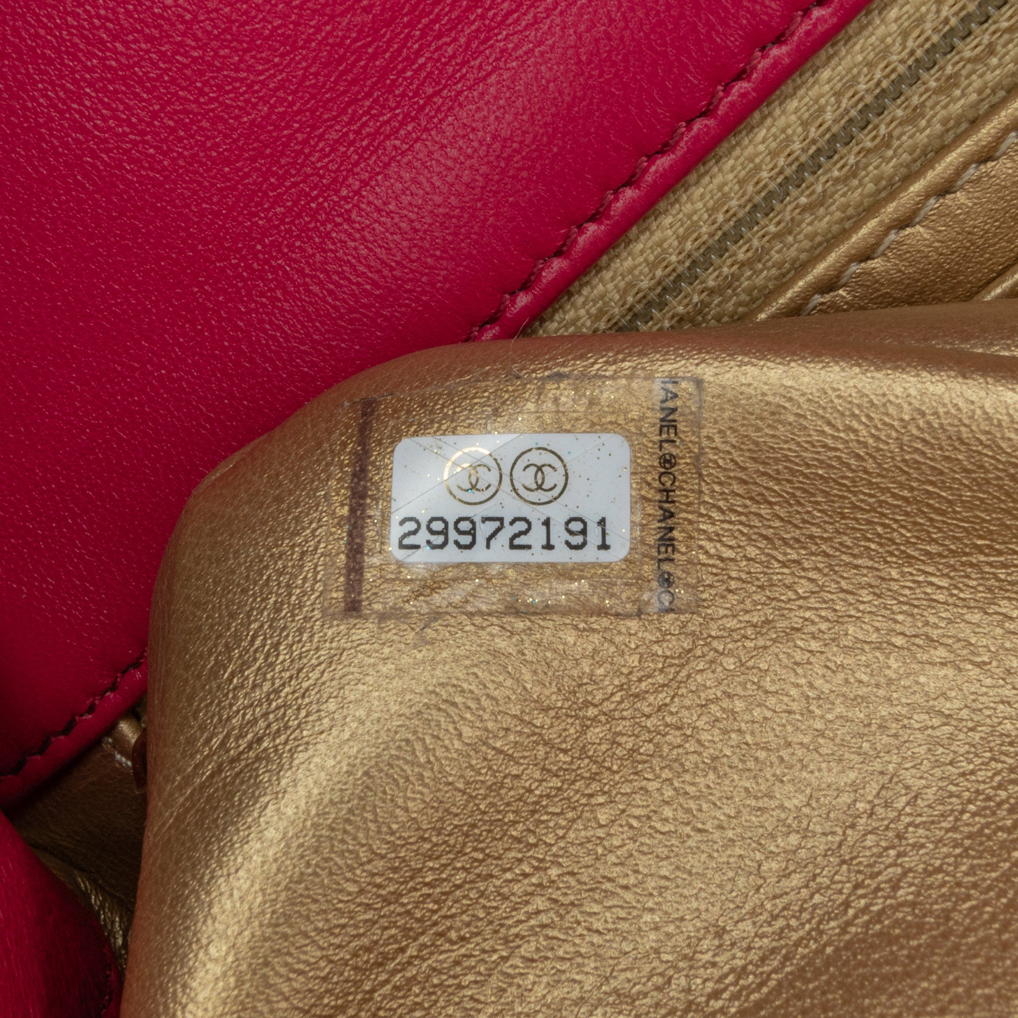 Chanel | Pre-Owned Mini Square Classic Lambskin Pearl Crush Single Flap | Pink/Dark Pink