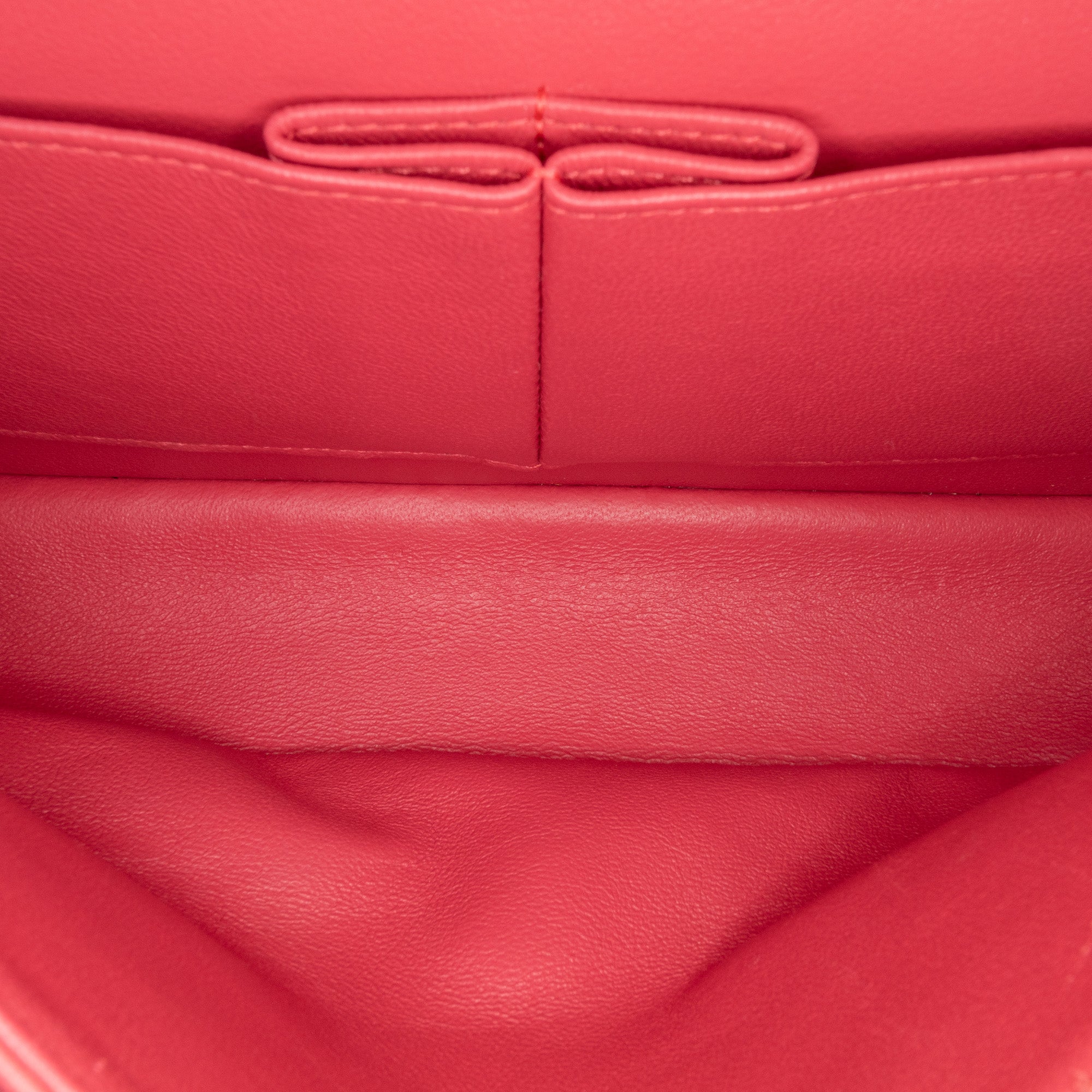 Chanel | Pre-Owned Medium Classic Chevron Lambskin Double Flap - I | Pink/Blush