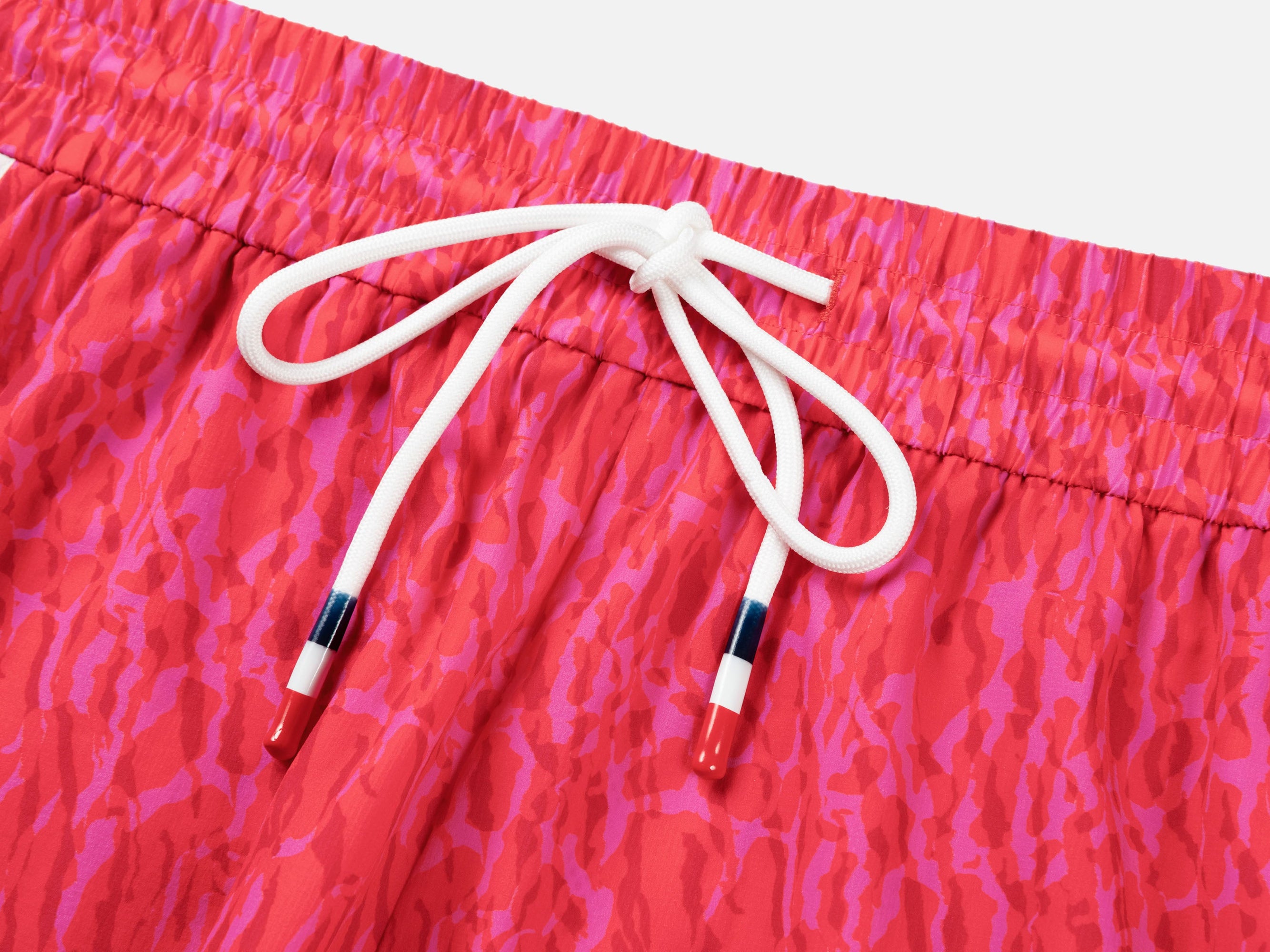 Shorts | Red
