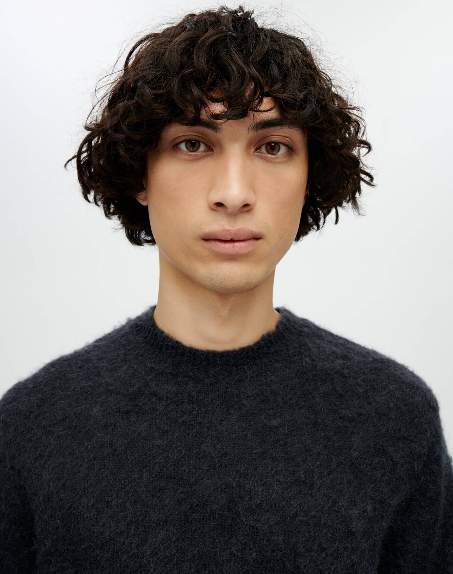 Mens | Classic Crew Sweater | Mineral Black