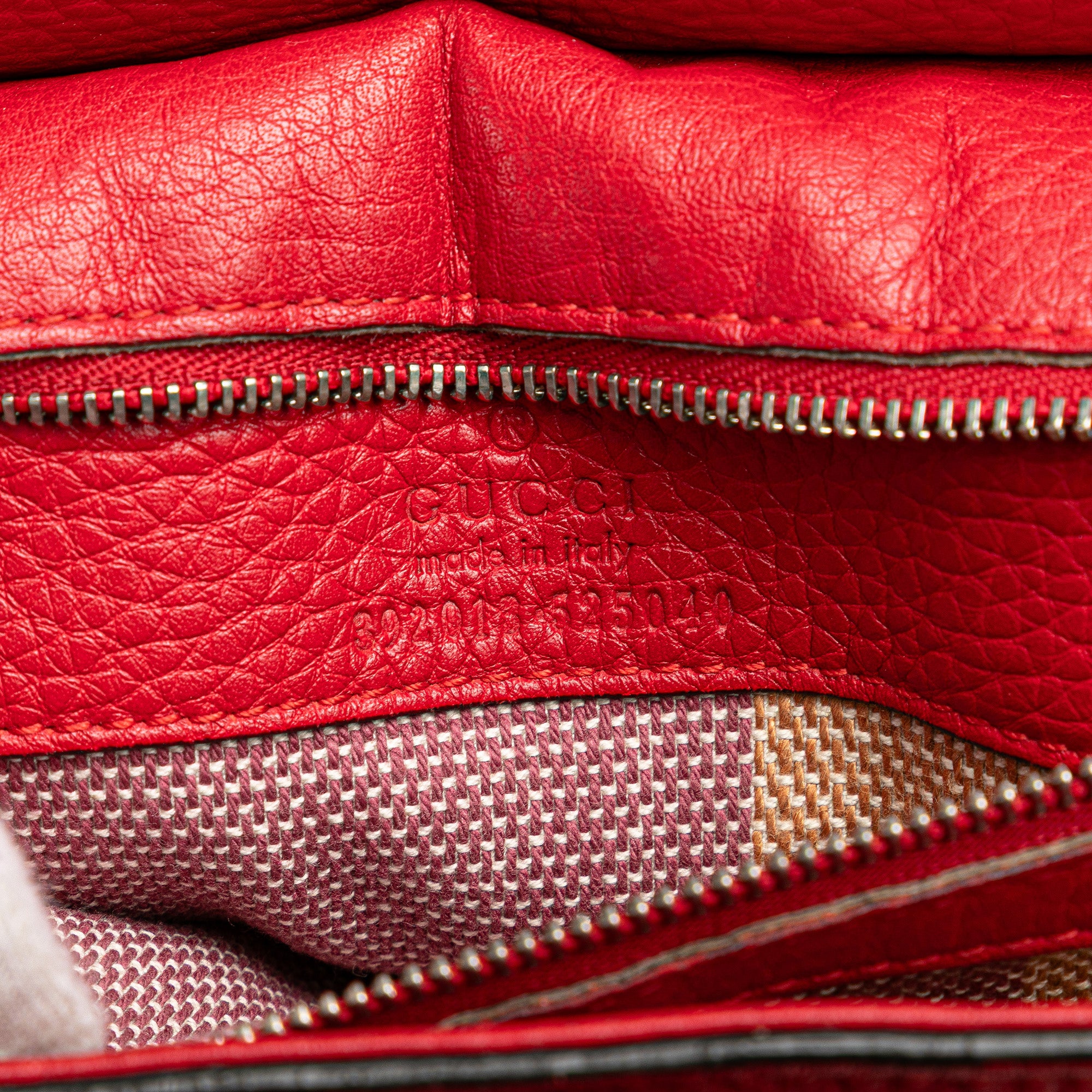 Gucci | Pre-Owned Medium Leather Bamboo Daily Satchel | Red