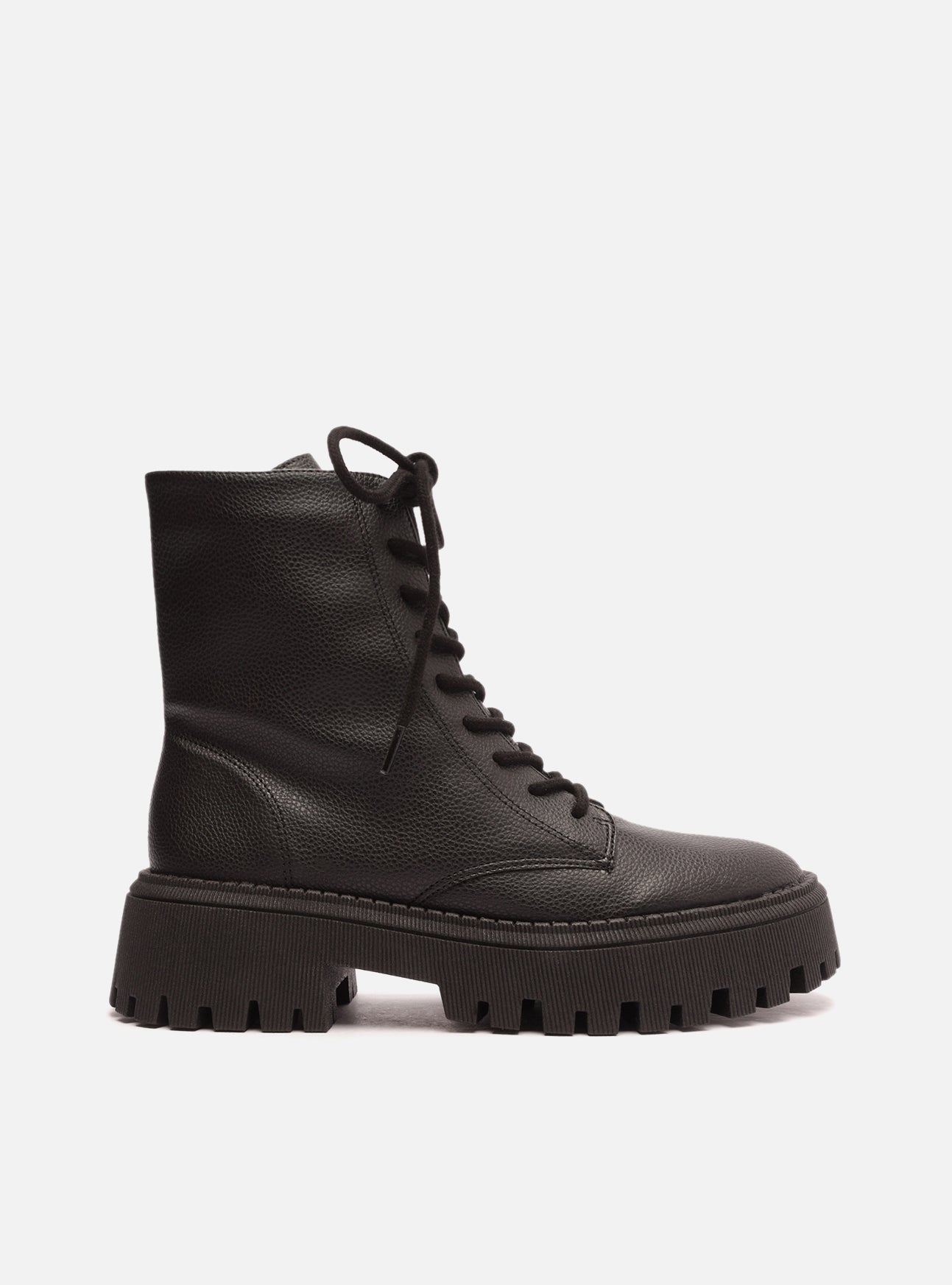 AREZZO | Maya Low Tractor Boot | Black